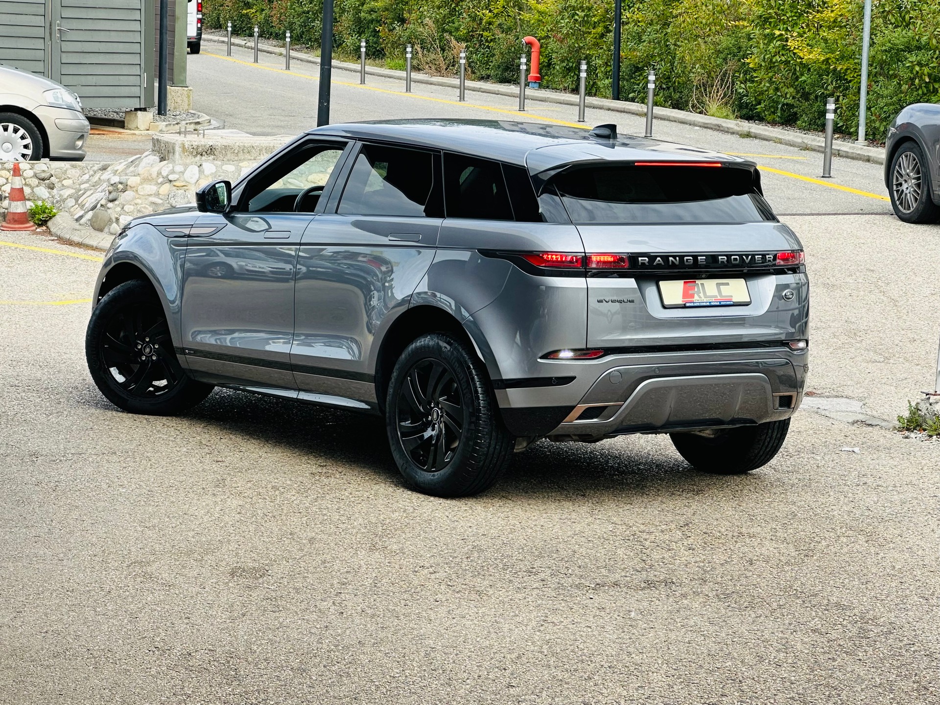 LAND ROVER Range Rover Evoque R-Dynamic D 165 MHEV HSE AT9-image-7