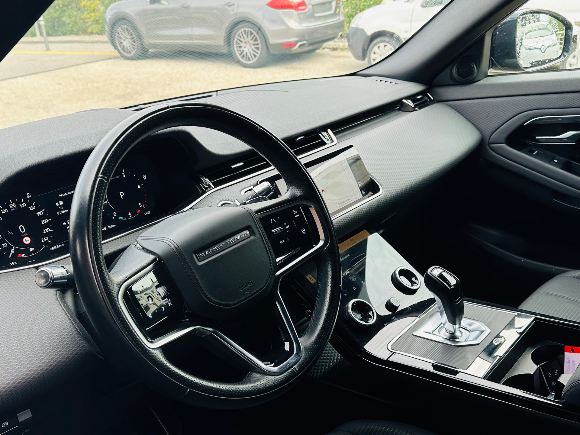 LAND ROVER Range Rover Evoque R-Dynamic D 165 MHEV HSE AT9-image-14