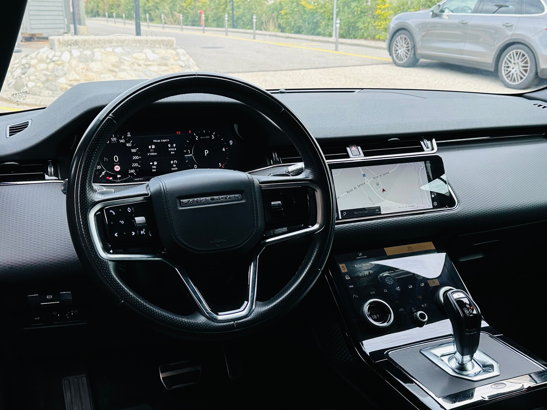 LAND ROVER Range Rover Evoque R-Dynamic D 165 MHEV HSE AT9-image-15