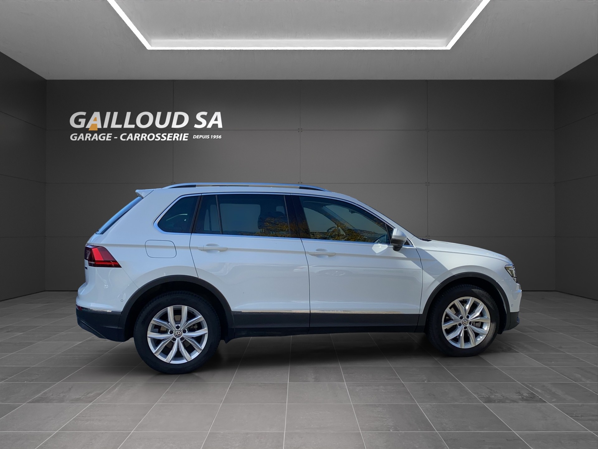 VW Tiguan 2.0TSI Highline 4Motion DSG-image-4