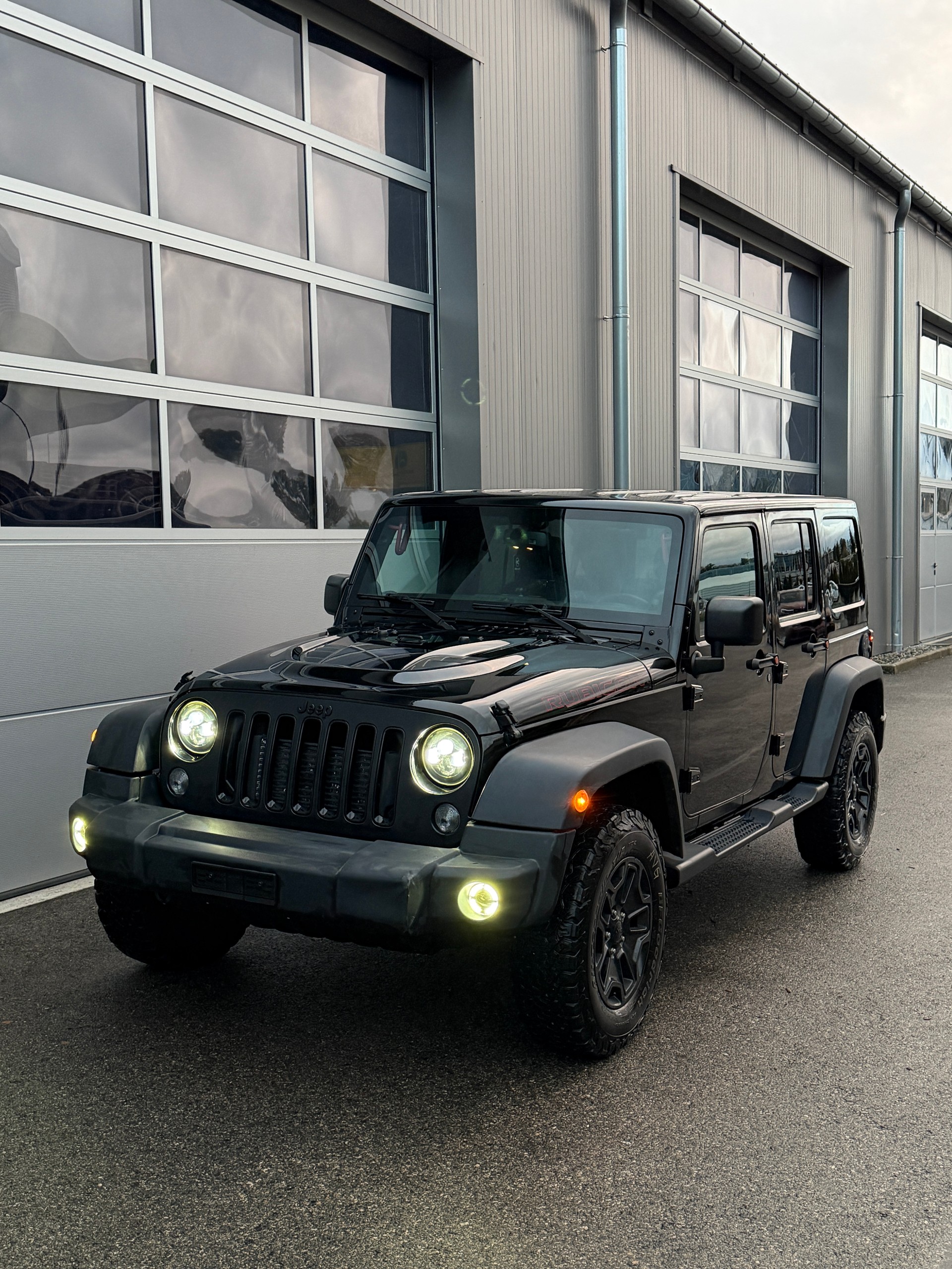 JEEP Wrangler 2.8CRD Unlimited Rubicon Automatic-image-6