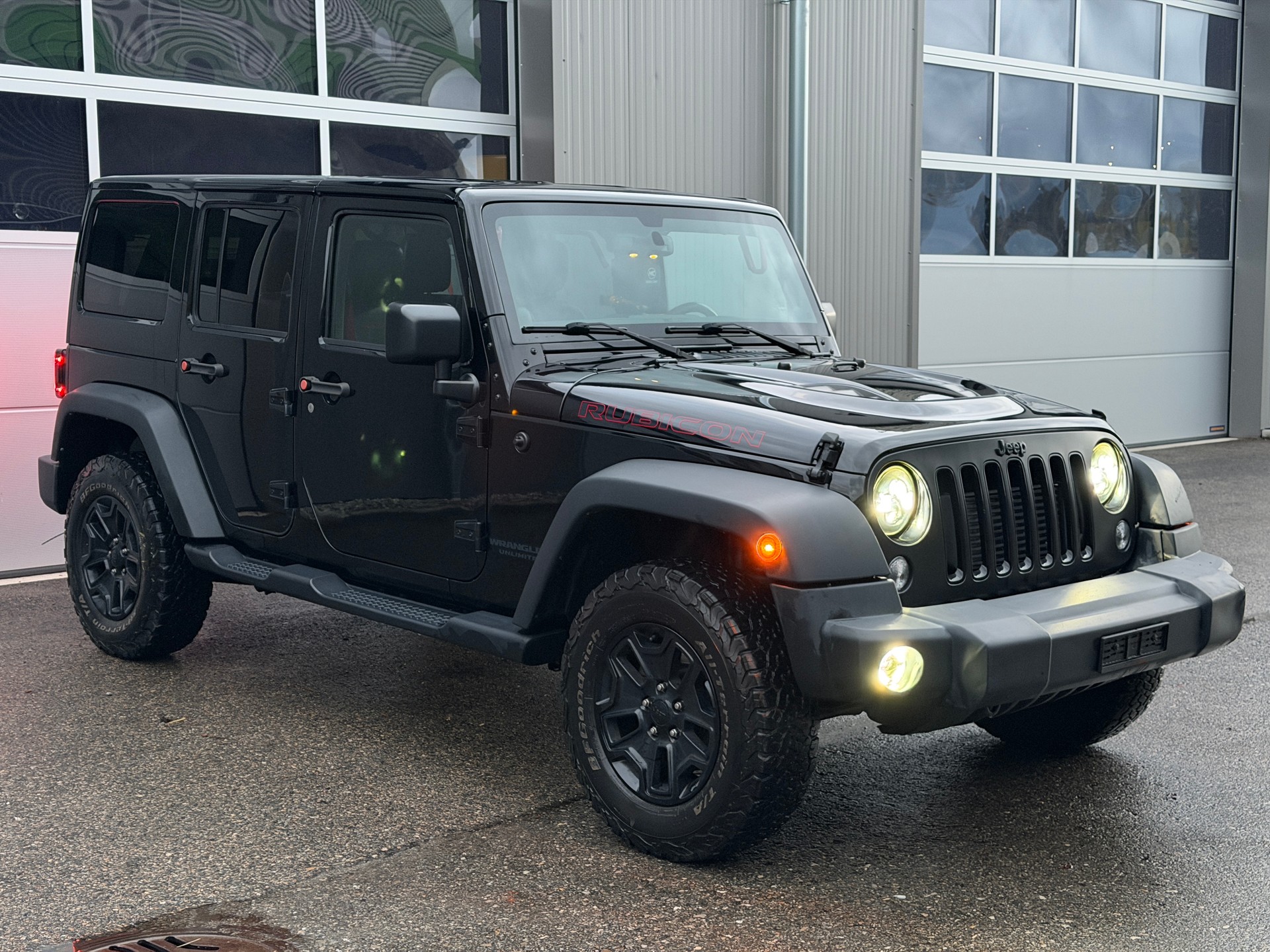 JEEP Wrangler 2.8CRD Unlimited Rubicon Automatic-image-1