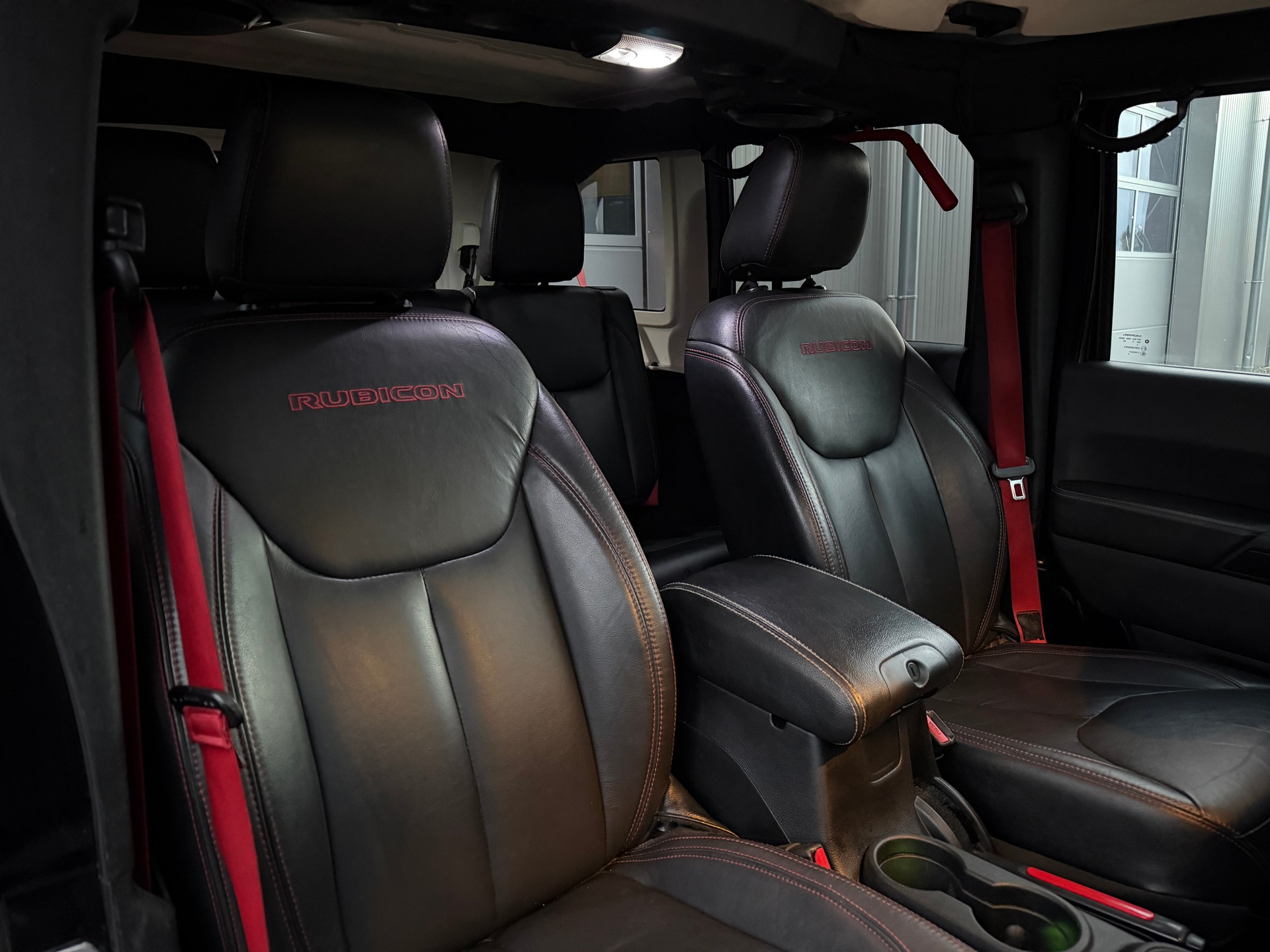 JEEP Wrangler 2.8CRD Unlimited Rubicon Automatic-image-10