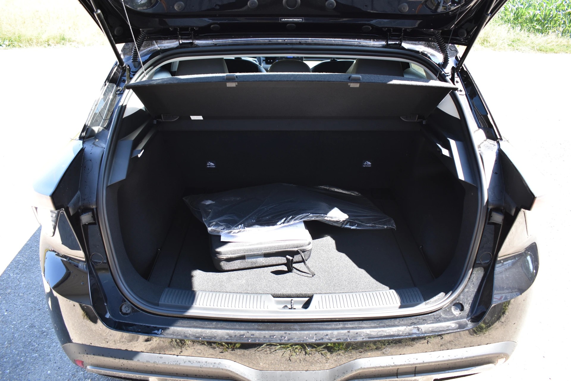 MG 4 EV 64kWh Premium-image-9