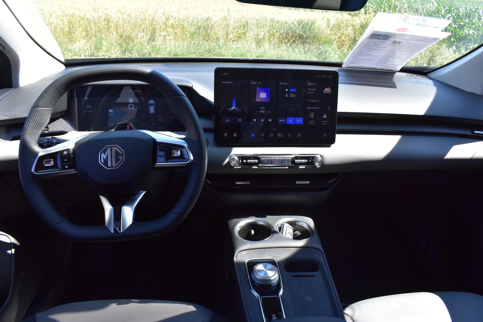 MG 4 EV 64kWh Premium-image-10