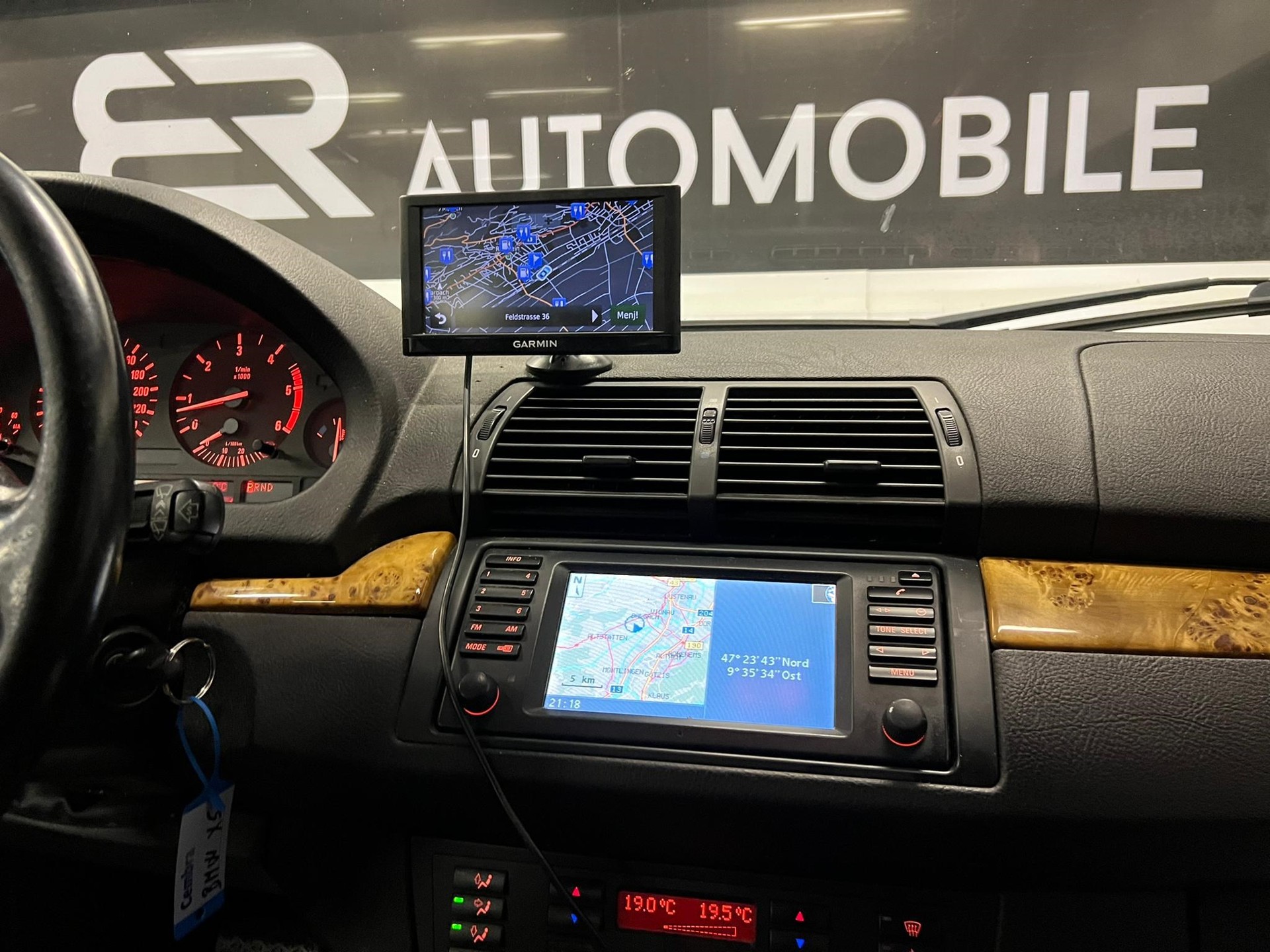 BMW X5 3.0d-image-8
