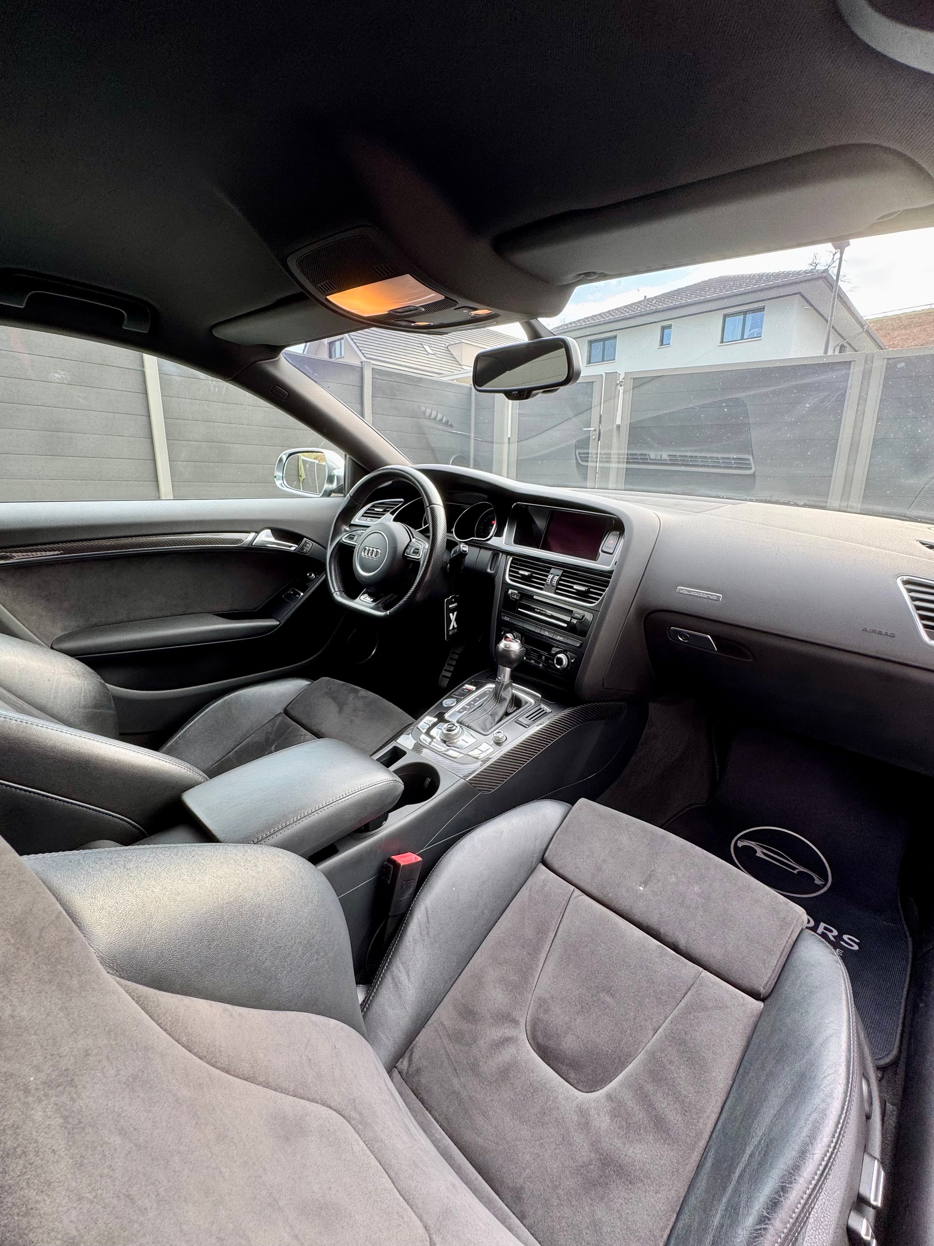 AUDI RS5 Coupé 4.2 FSI quattro S-tronic-image-5