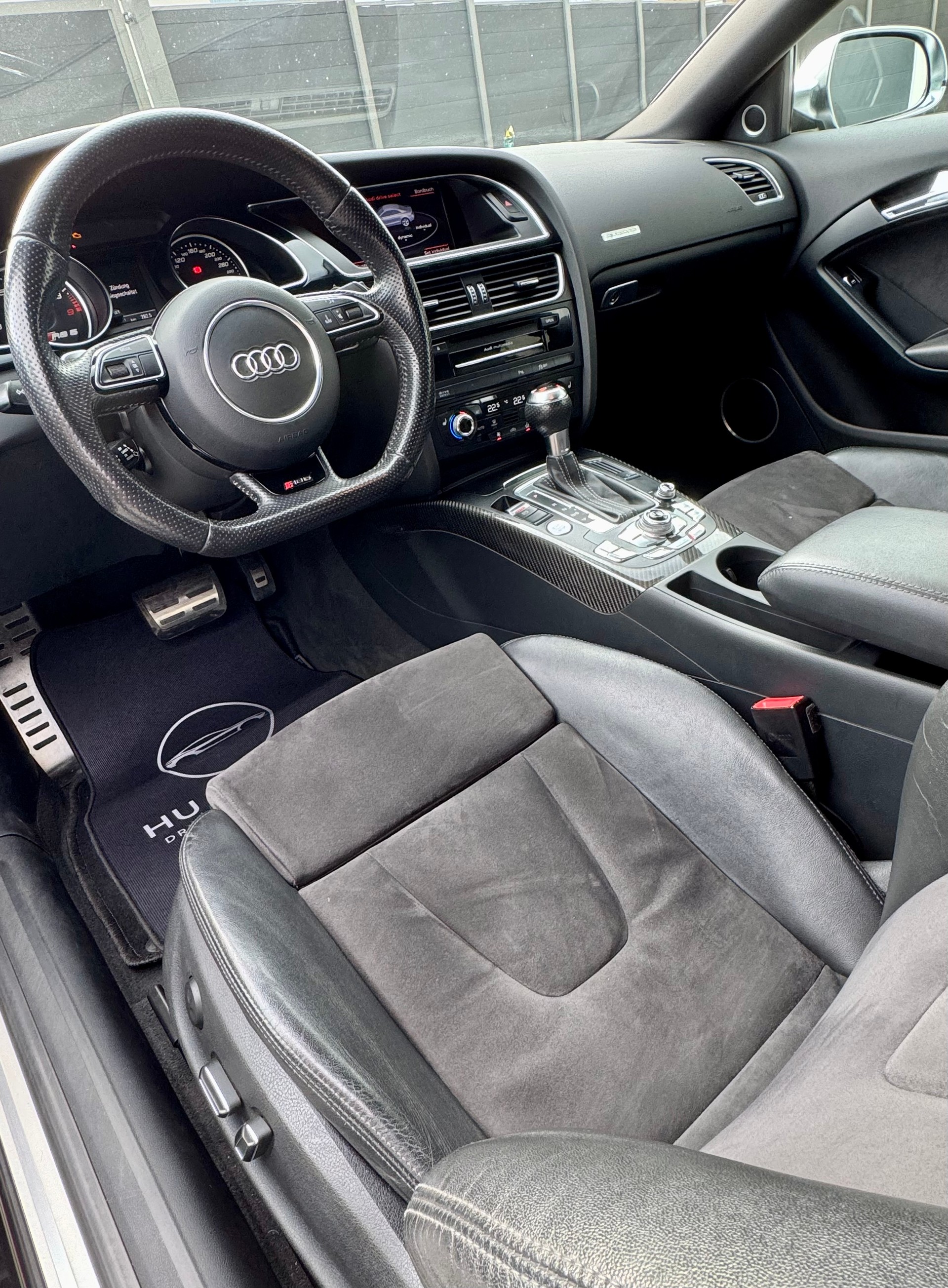 AUDI RS5 Coupé 4.2 FSI quattro S-tronic-image-6