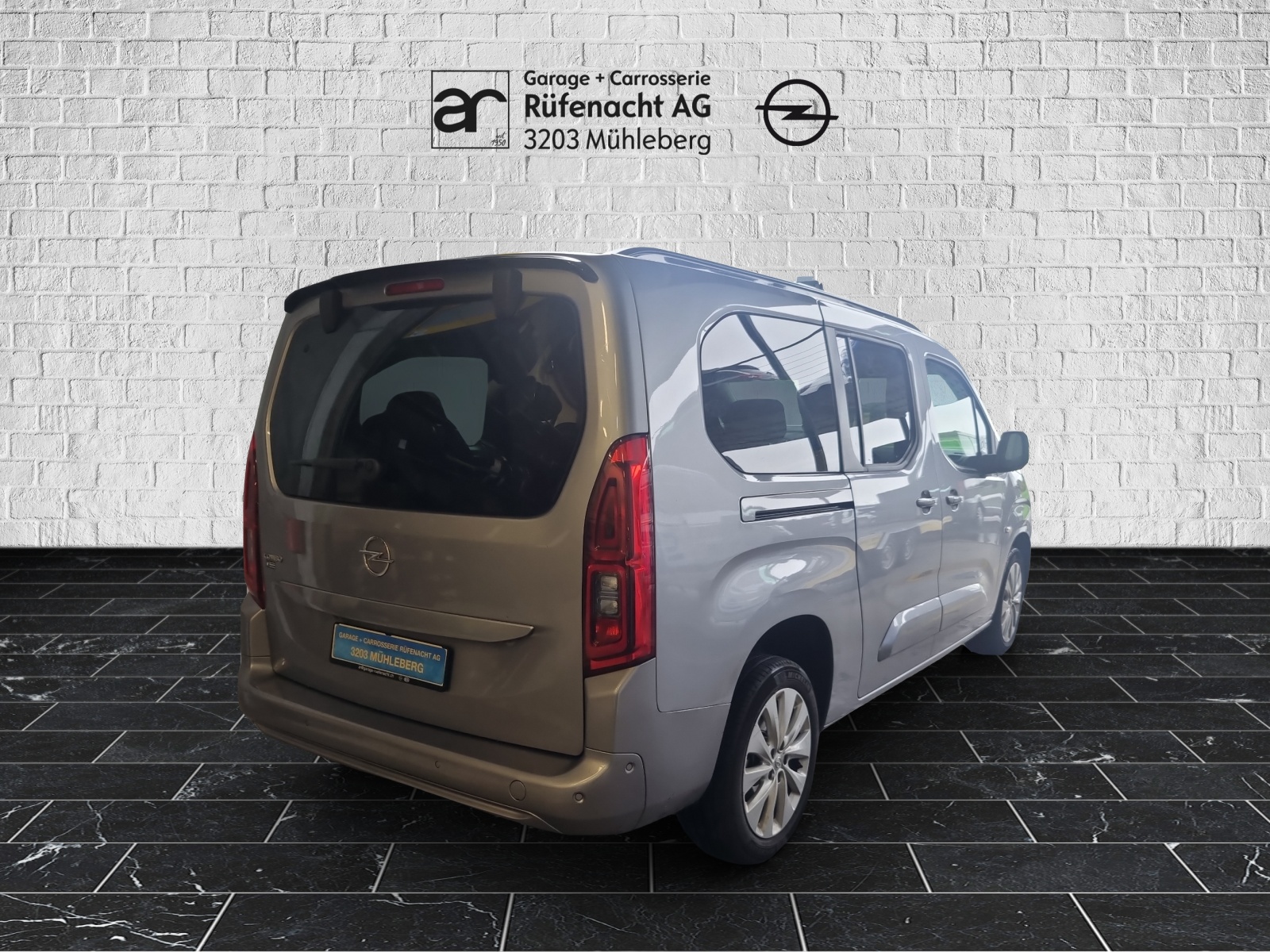 OPEL Combo Life XL 1.5 D Ultimate S/S 7P-showroom-element-1