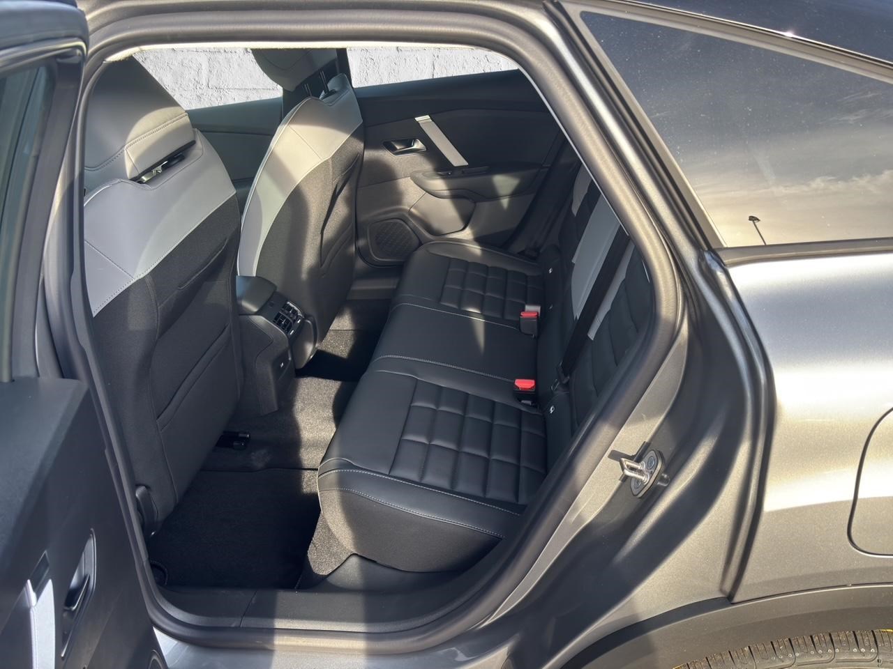 CITROEN C4 1.2 Hybrid Max-image-9
