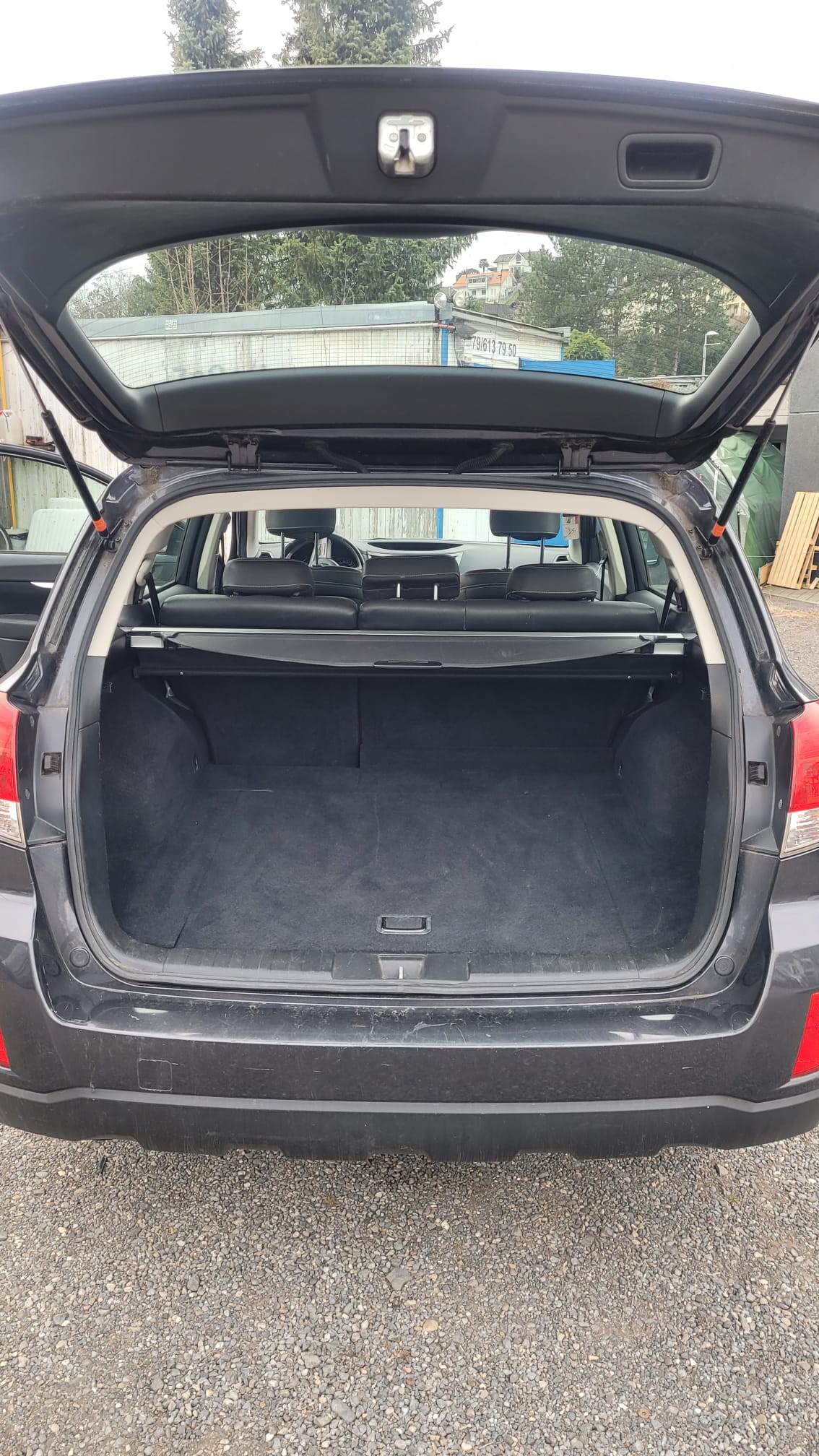 SUBARU Outback 2.0D Limited AWD-image-9