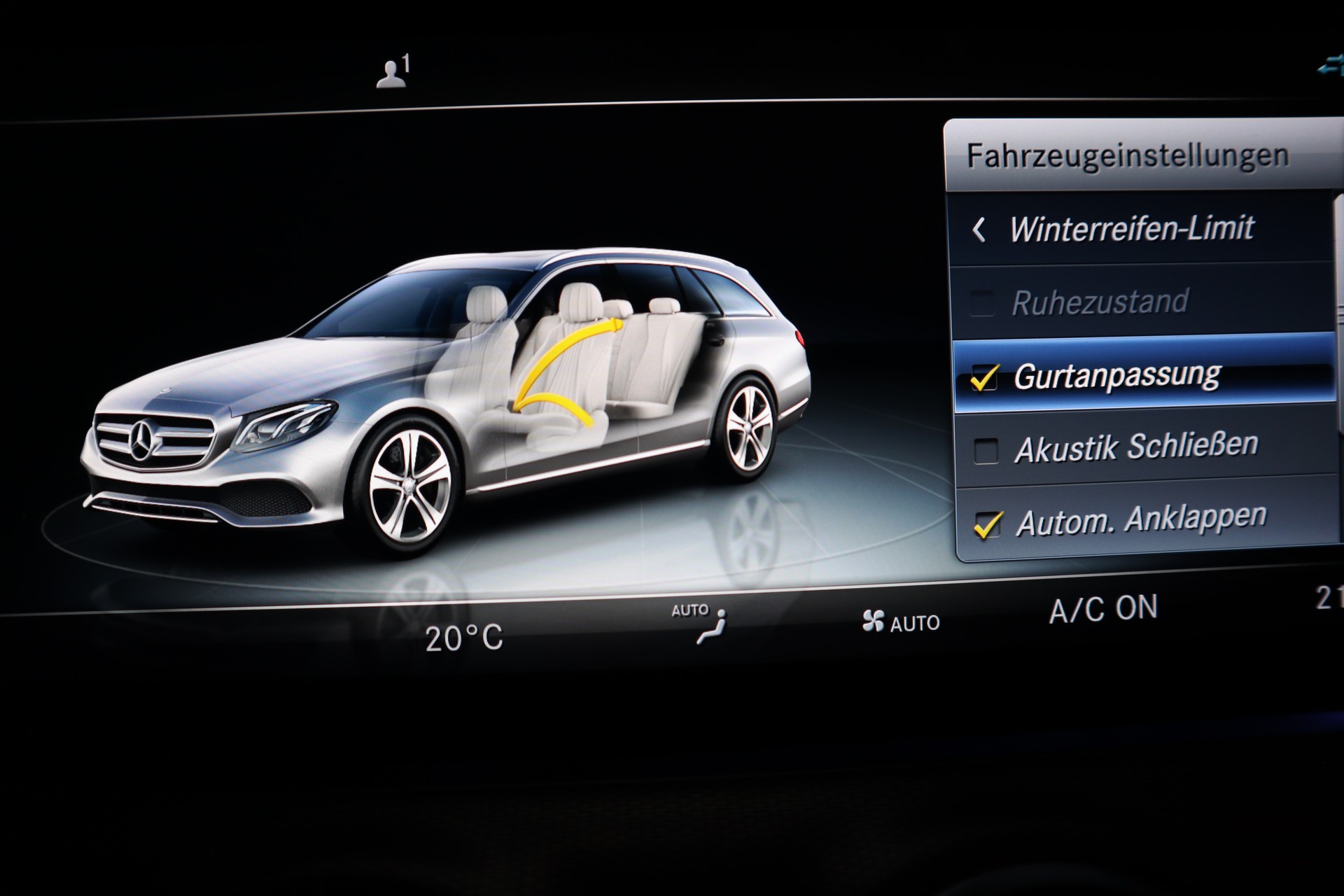 MERCEDES-BENZ E 200 Avantgarde 4 Matic 9G-Tronic-image-12