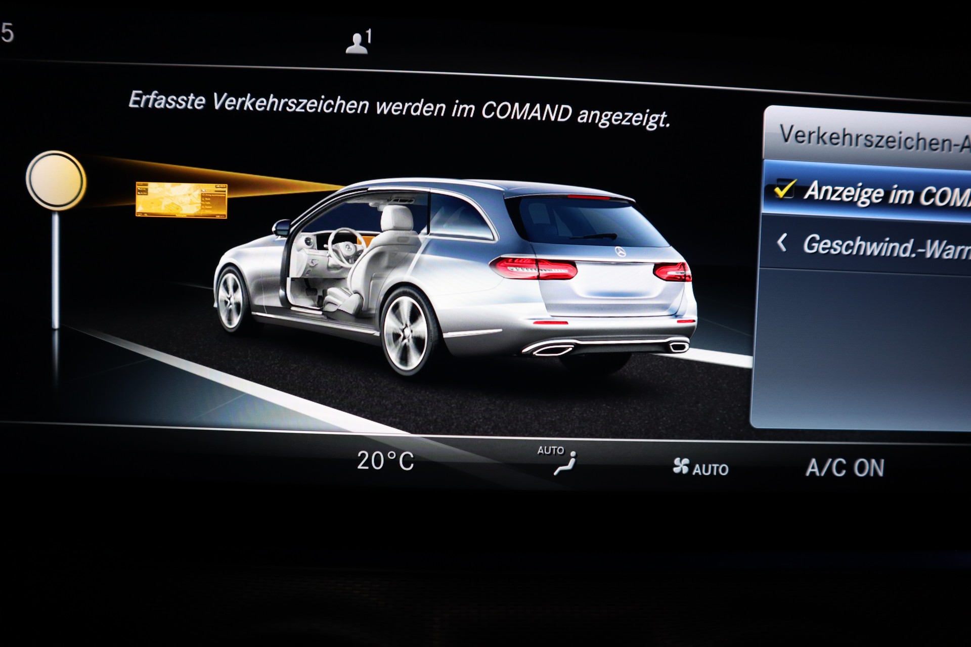 MERCEDES-BENZ E 200 Avantgarde 4 Matic 9G-Tronic-image-9