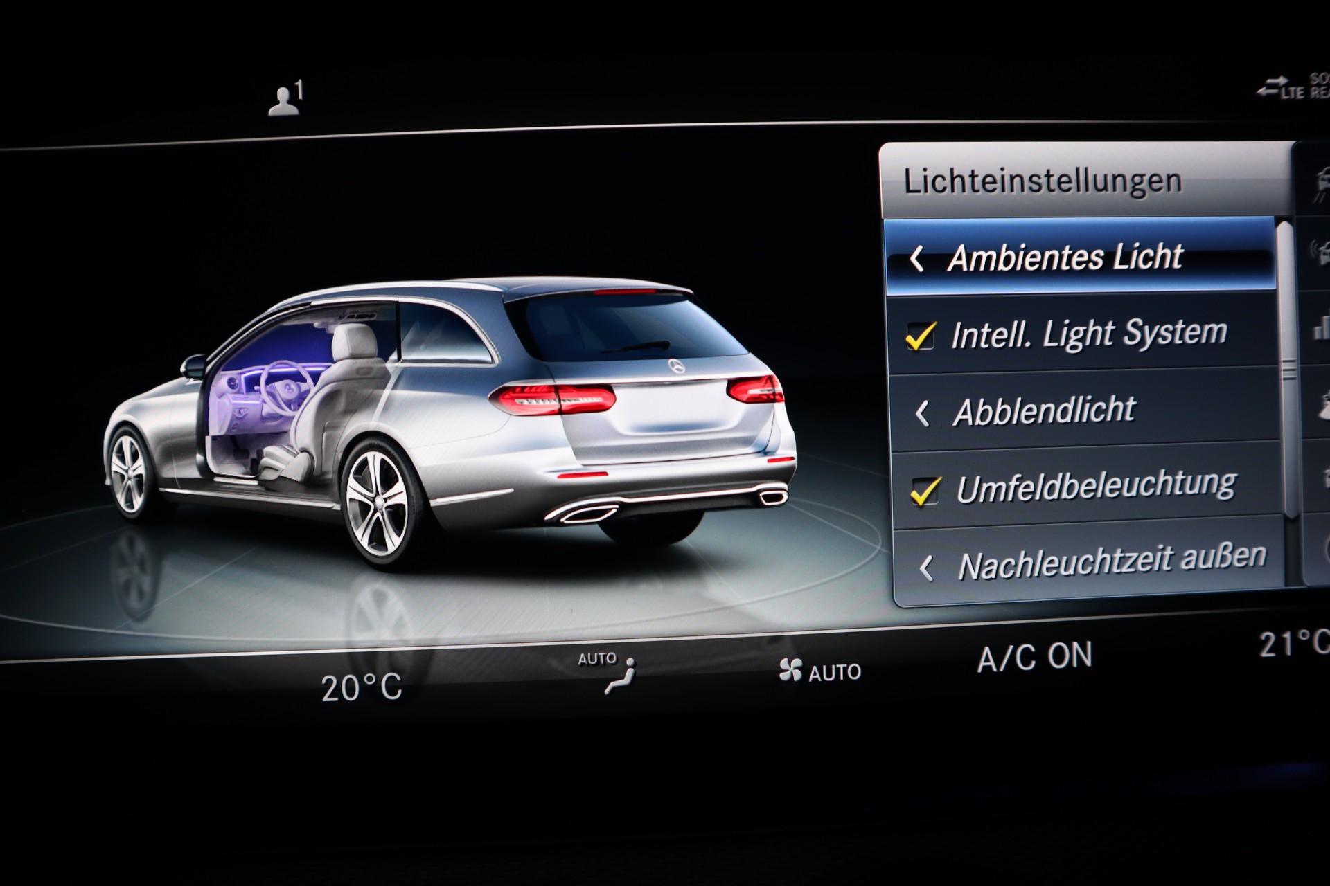 MERCEDES-BENZ E 200 Avantgarde 4 Matic 9G-Tronic-image-14