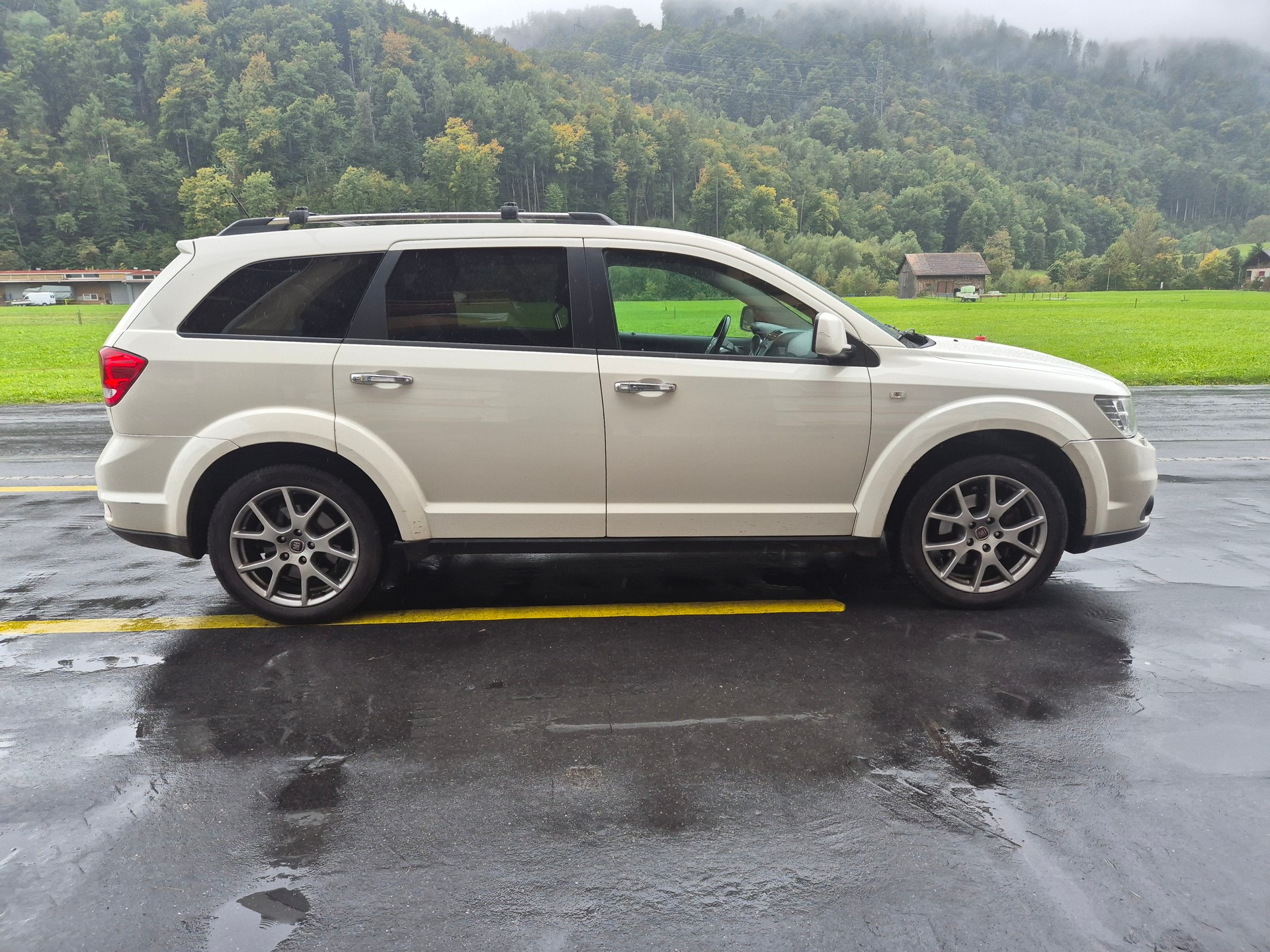 FIAT Freemont 3.6 V6 Lounge AWD Automatic-image-3