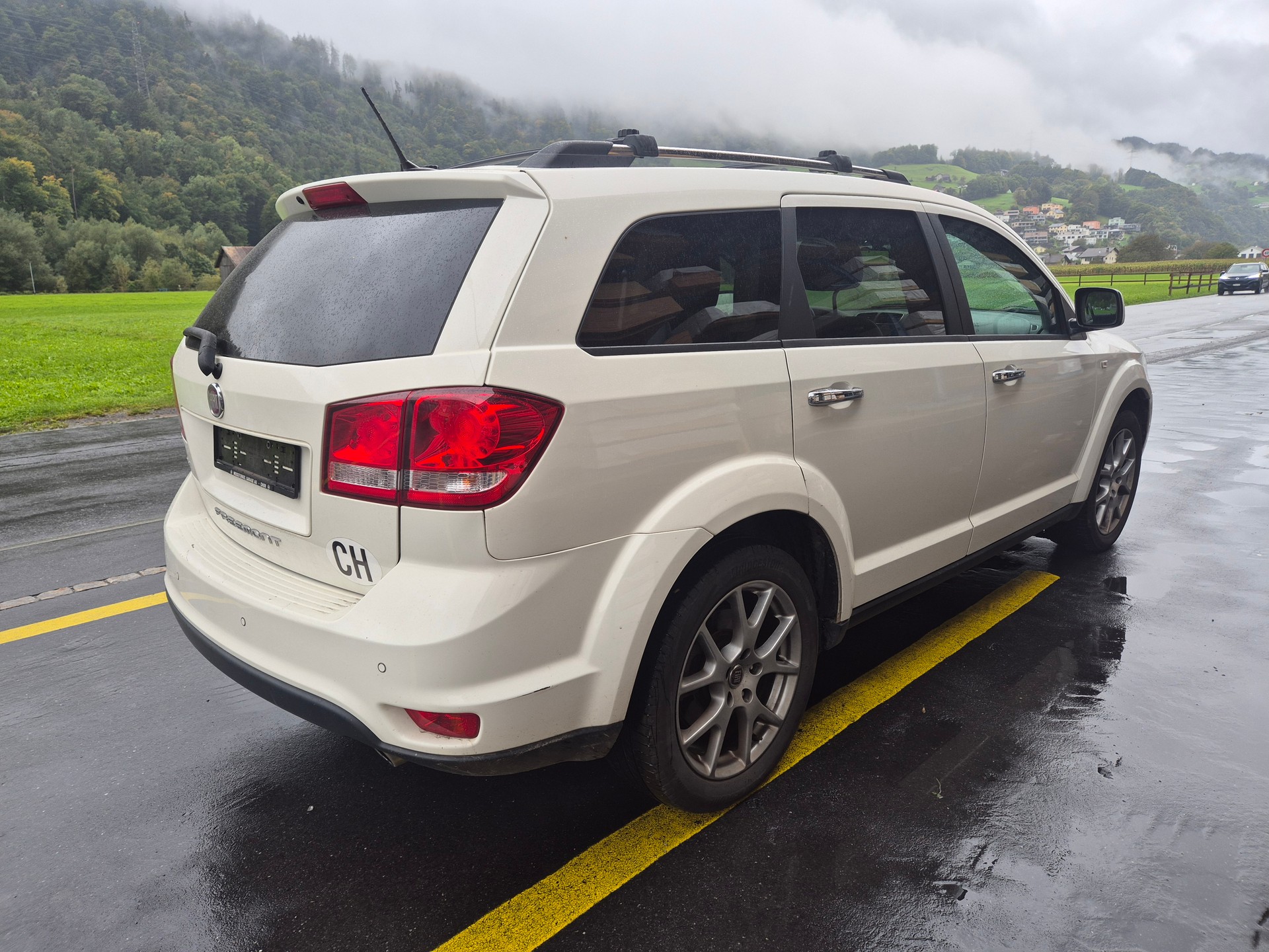 FIAT Freemont 3.6 V6 Lounge AWD Automatic-image-6