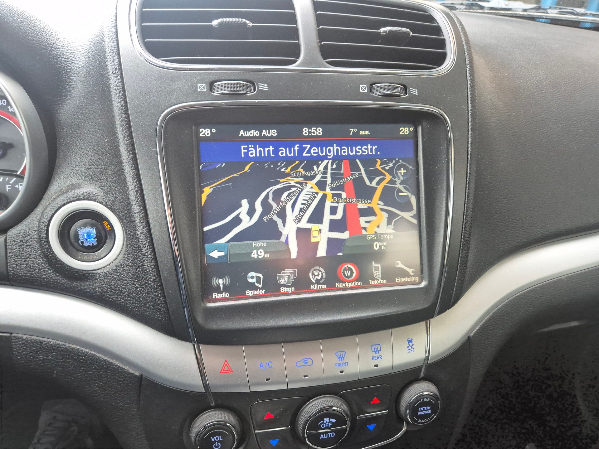 FIAT Freemont 3.6 V6 Lounge AWD Automatic-image-11