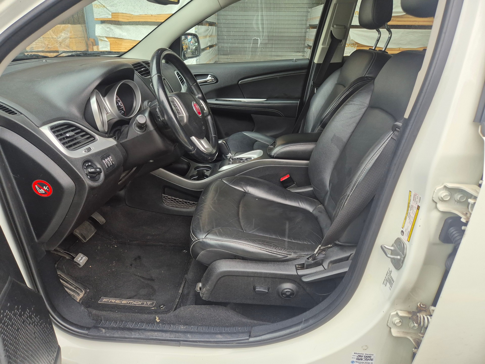 FIAT Freemont 3.6 V6 Lounge AWD Automatic-image-9
