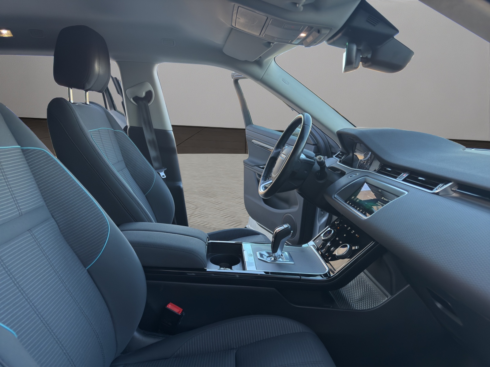 LAND ROVER Range Rover Evoque D 150 S AT9-image-16