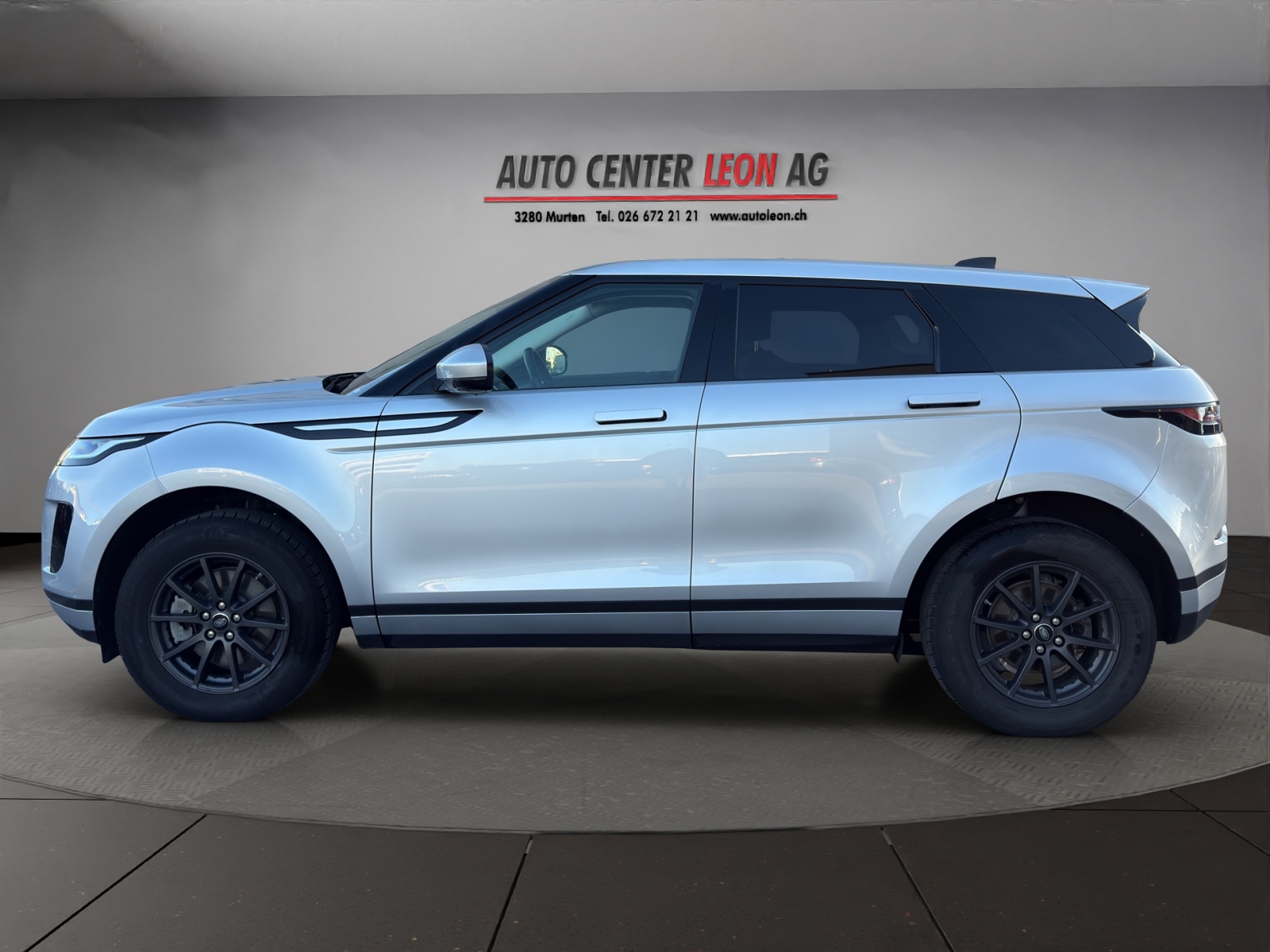 LAND ROVER Range Rover Evoque D 150 S AT9-image-2