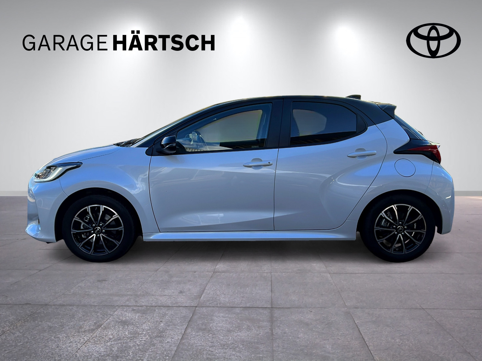 TOYOTA Yaris 1.5 VVT-i HSD GR Sport-image-1