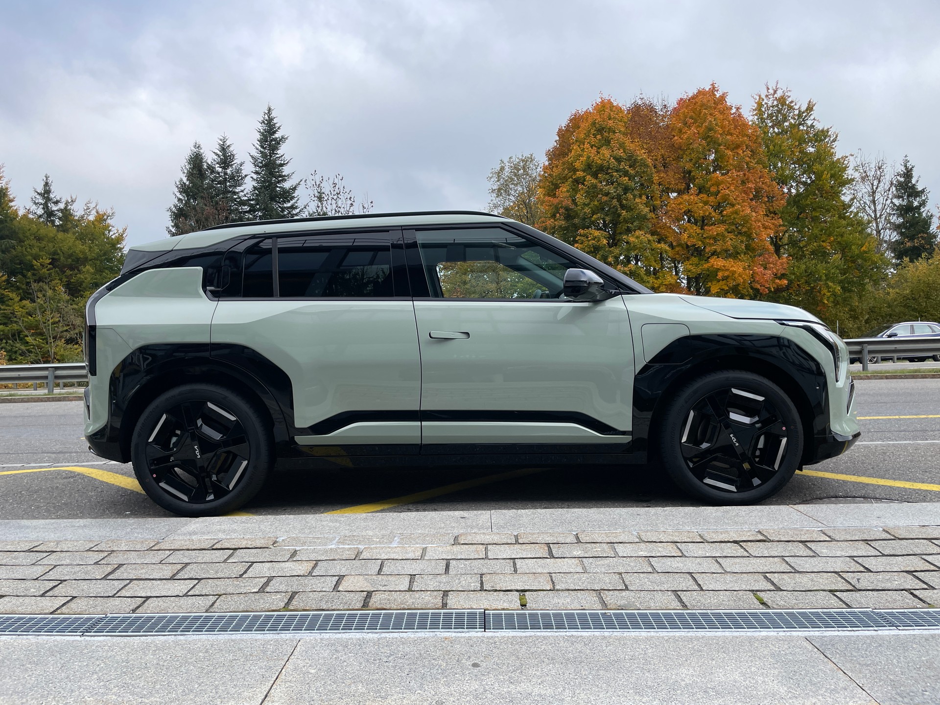 KIA EV3 81,4 kWh GT-Line-image-3