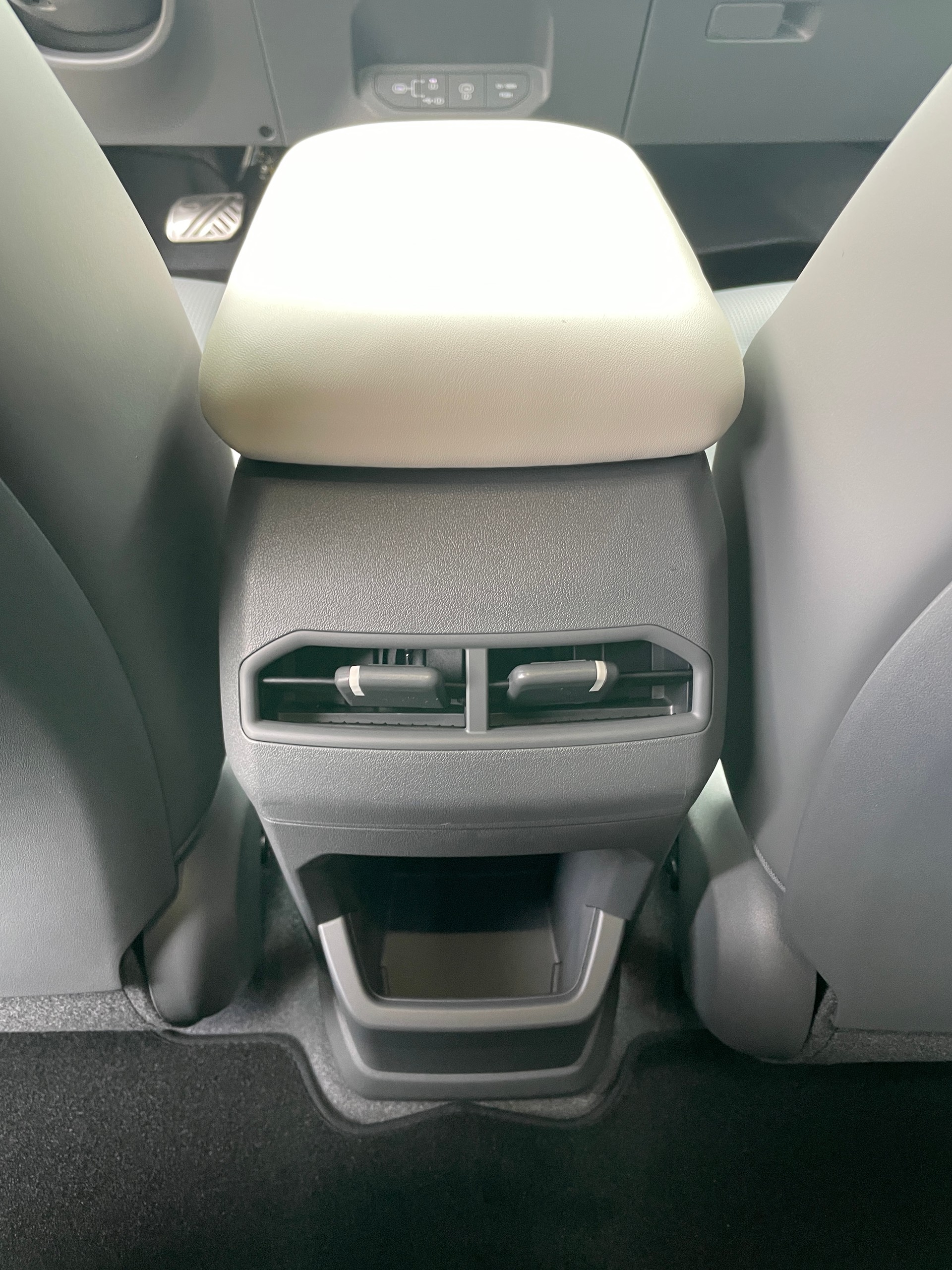 KIA EV3 81,4 kWh GT-Line-image-17