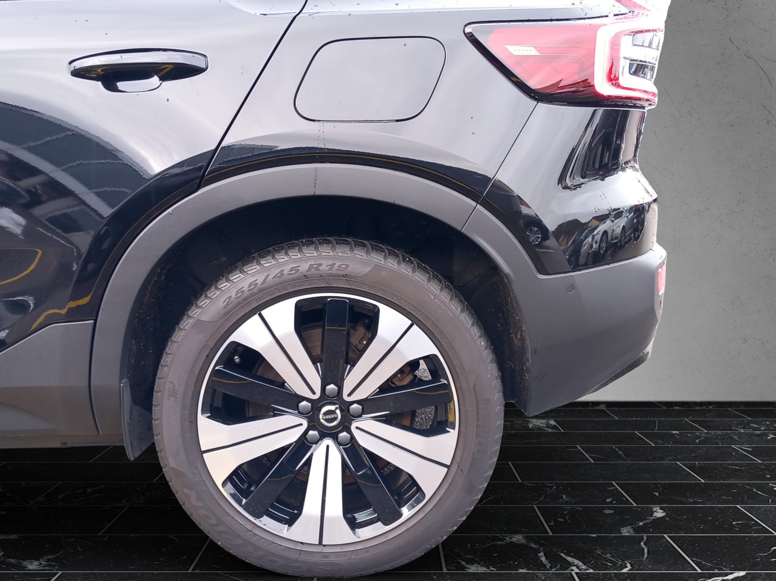 VOLVO C40 P8 Twin Recharge Ultimate AWD-image-10