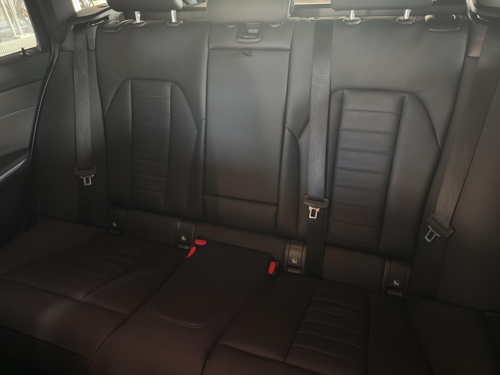 BMW 330i xDrive Touring M Sportpaket-image-17