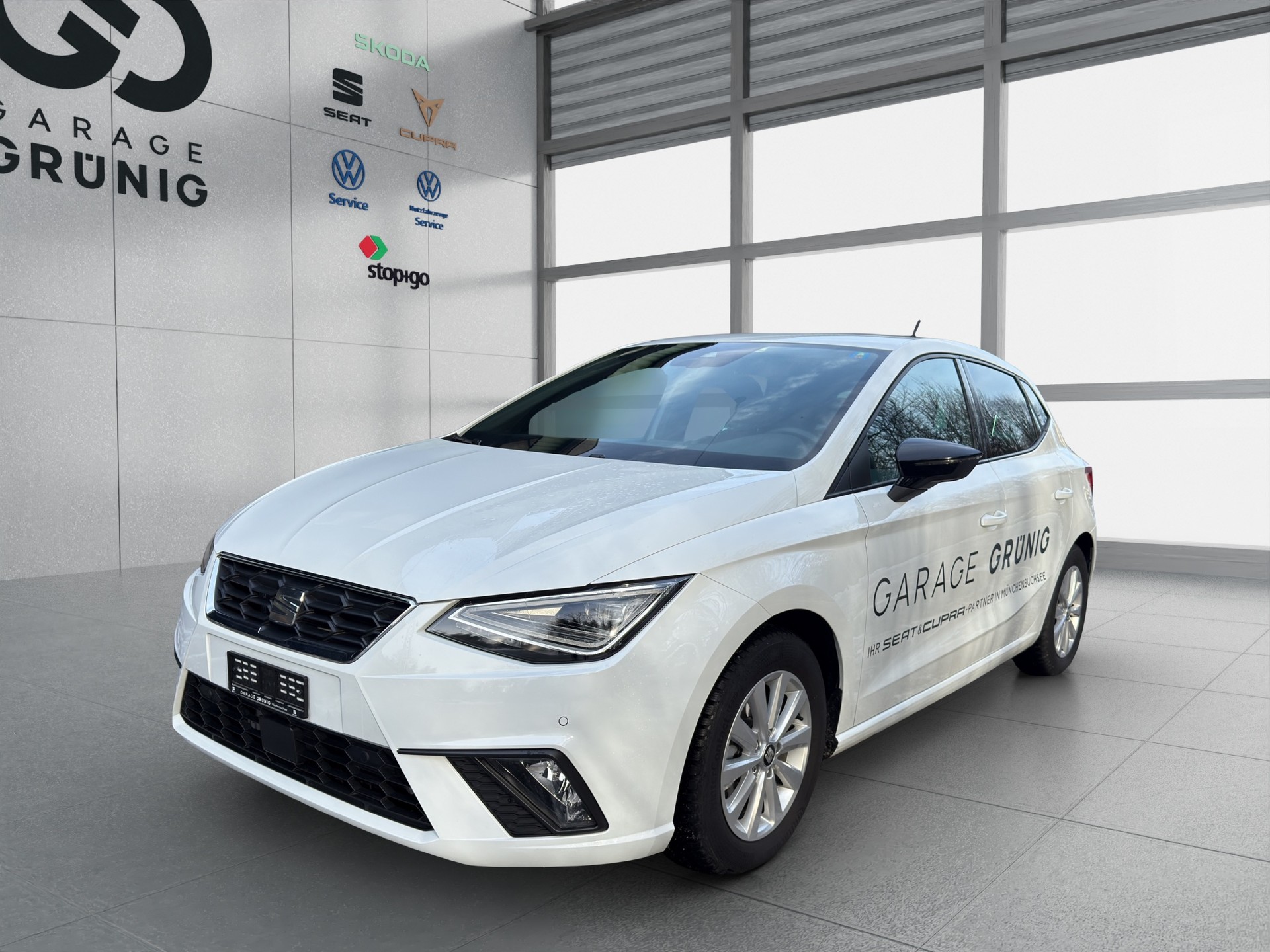 SEAT Ibiza 1.0 EcoTSI Move FR DSG-image-0