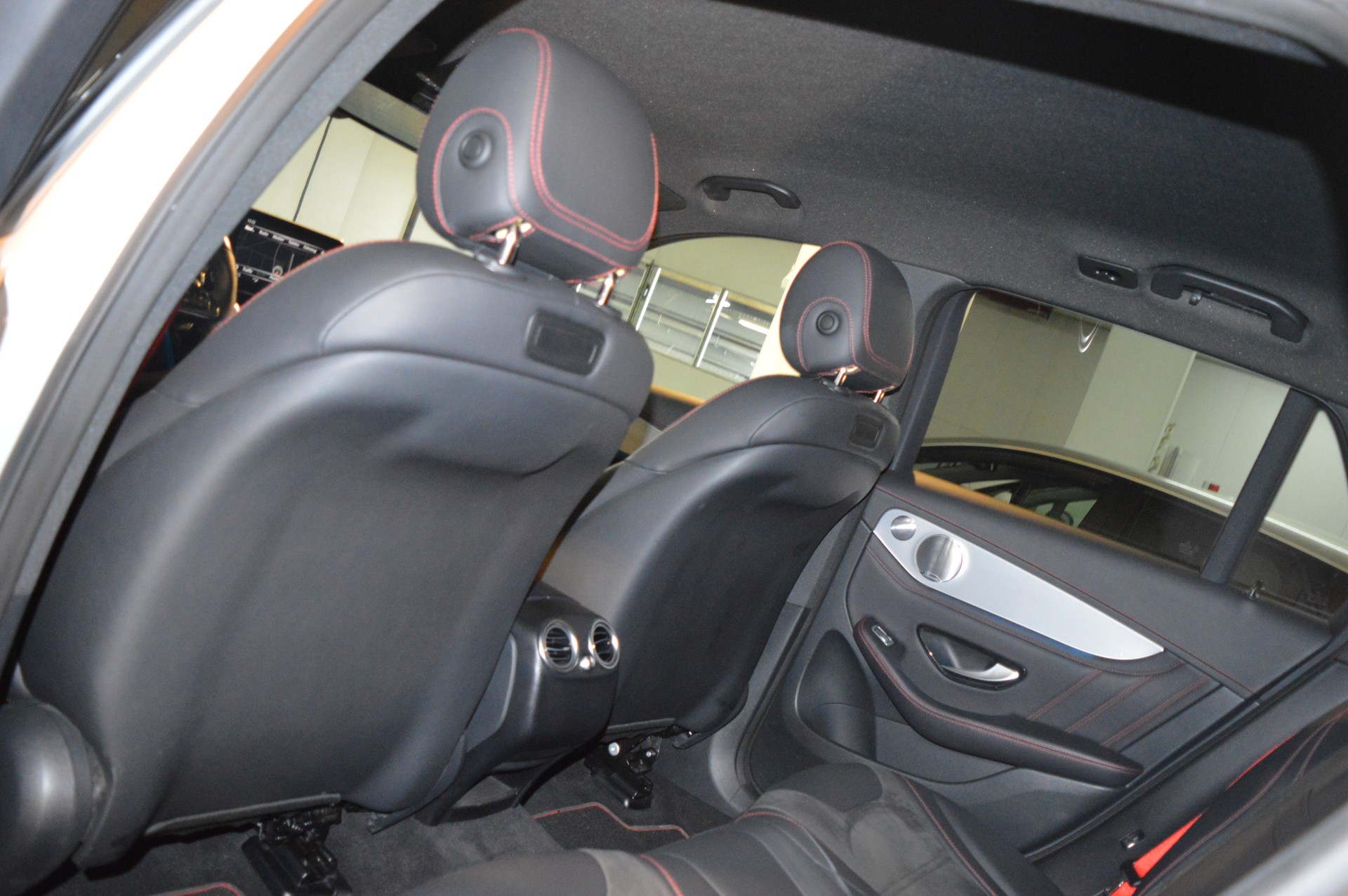 MERCEDES-BENZ GLC 43 AMG 4Matic 9G-Tronic-image-23