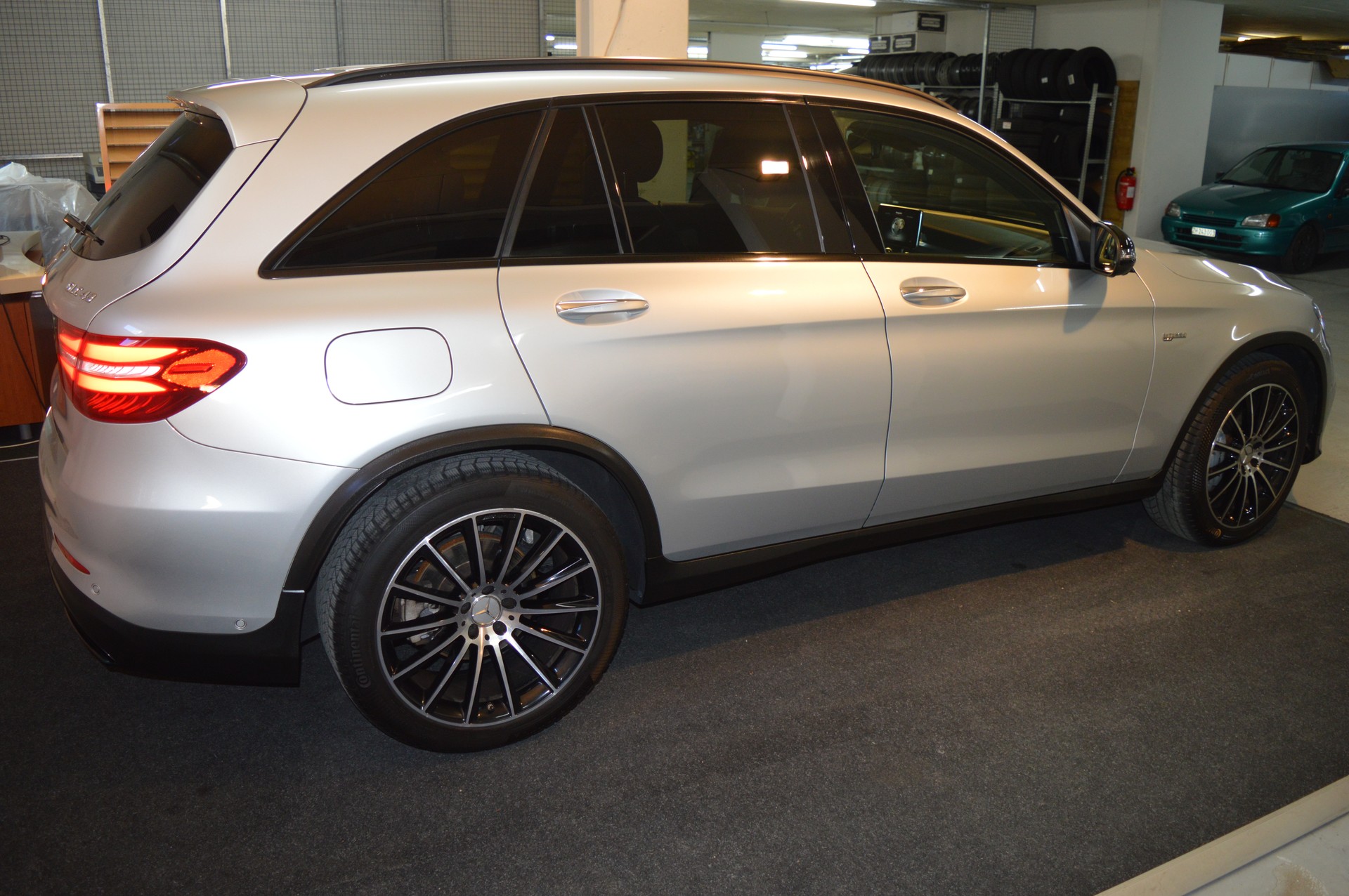MERCEDES-BENZ GLC 43 AMG 4Matic 9G-Tronic-image-5