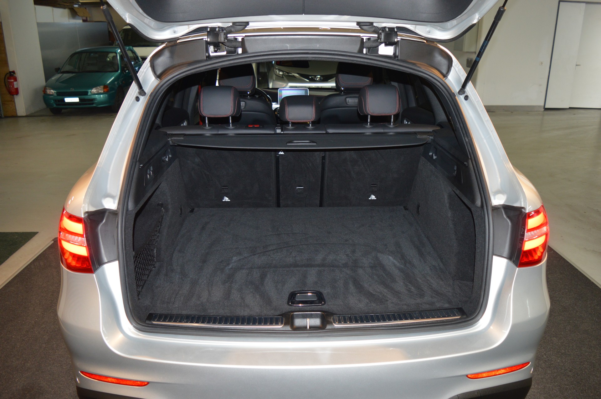 MERCEDES-BENZ GLC 43 AMG 4Matic 9G-Tronic-image-11