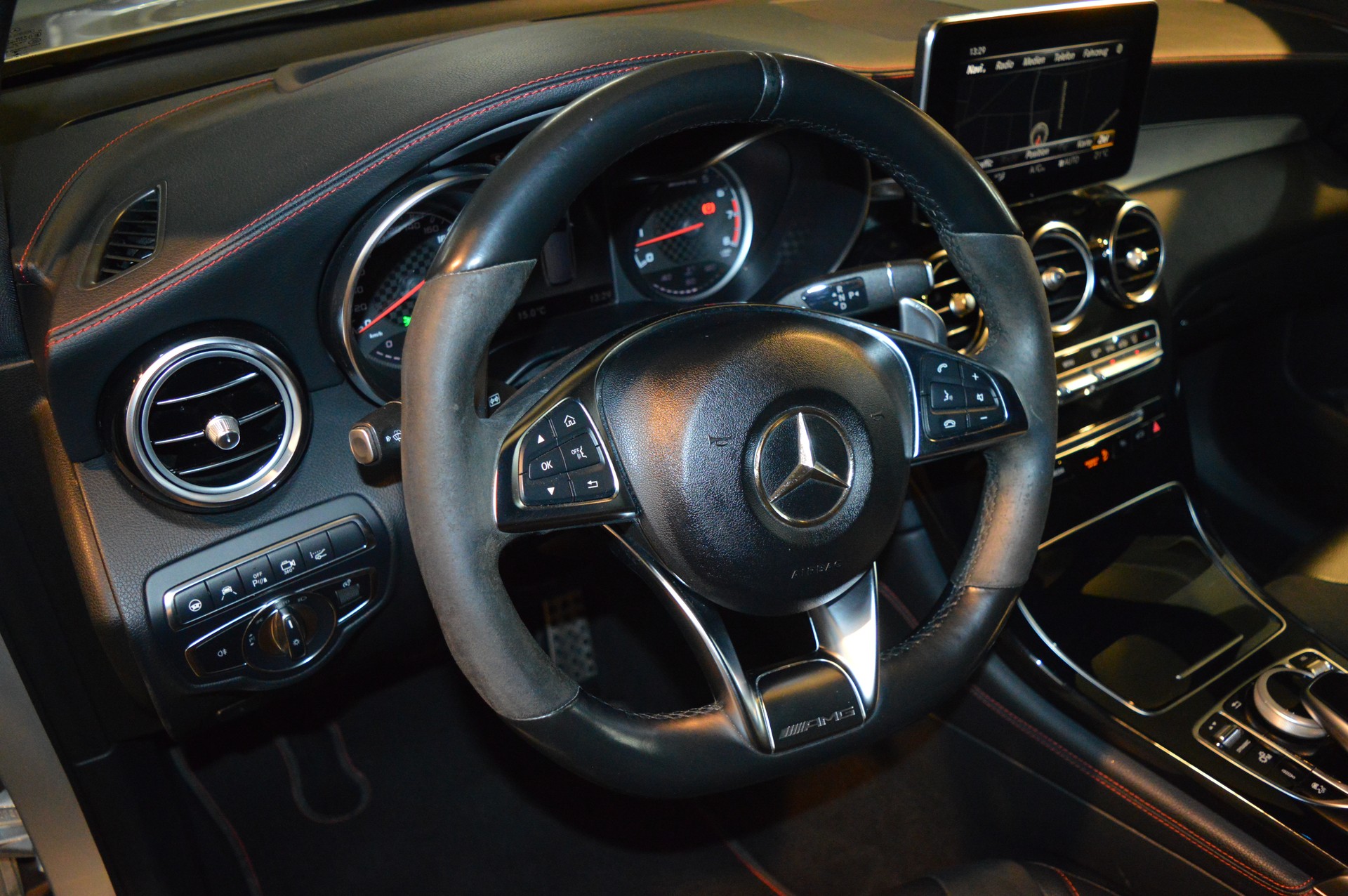 MERCEDES-BENZ GLC 43 AMG 4Matic 9G-Tronic-image-20