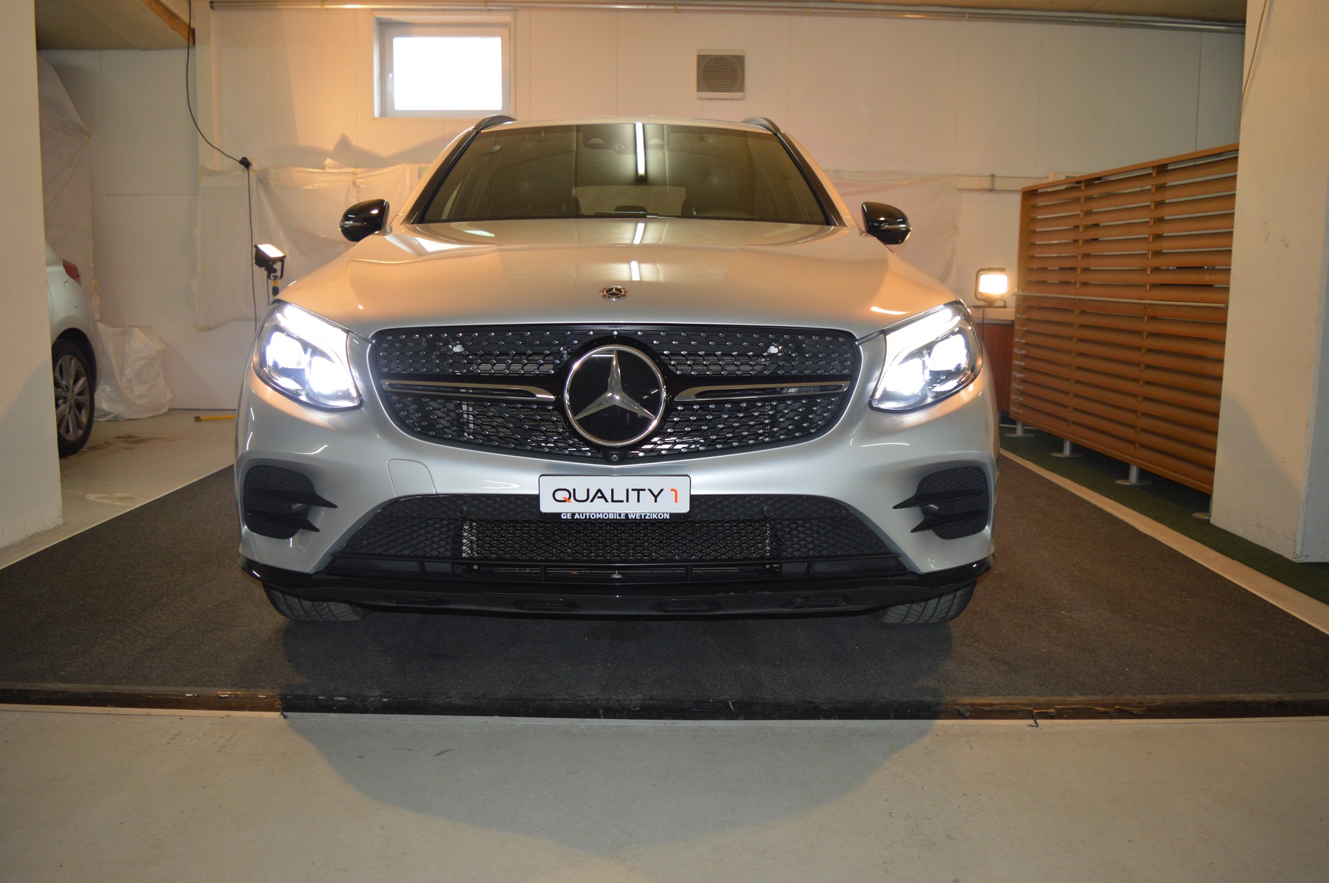 MERCEDES-BENZ GLC 43 AMG 4Matic 9G-Tronic-image-2