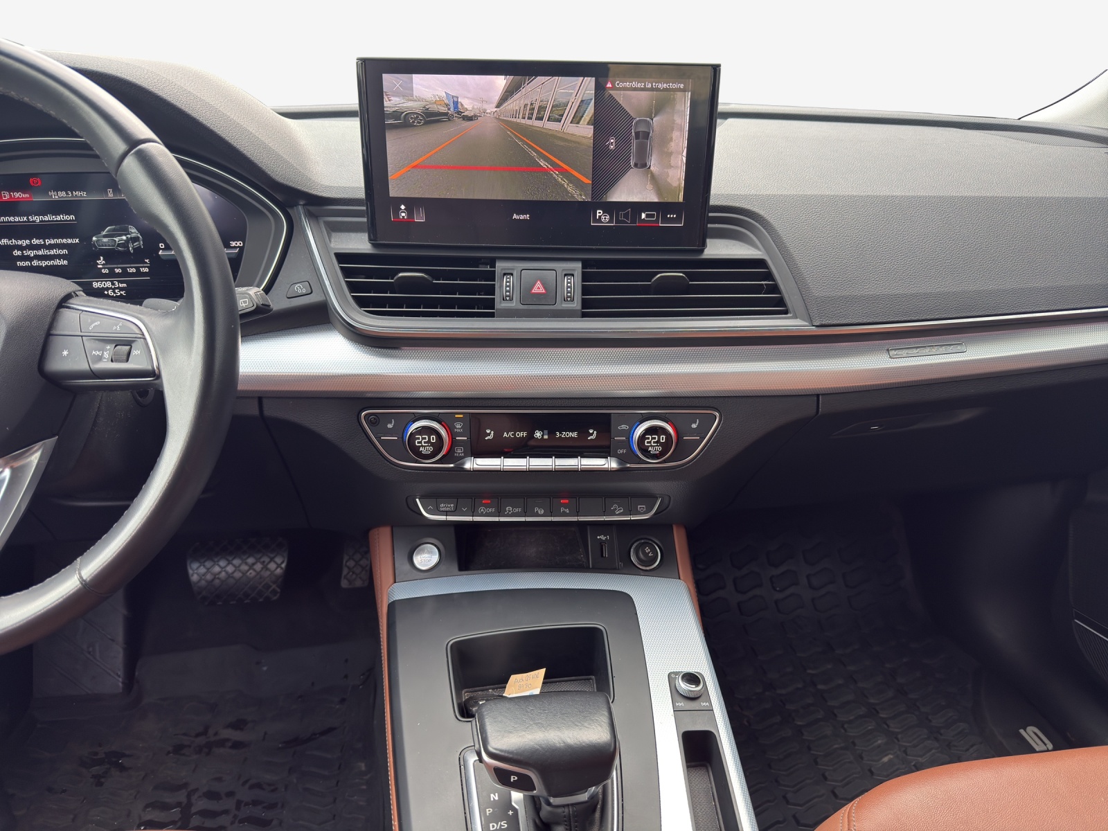 AUDI Q5 Sportback 40 TDI Blackedition quattro S-tronic-image-10