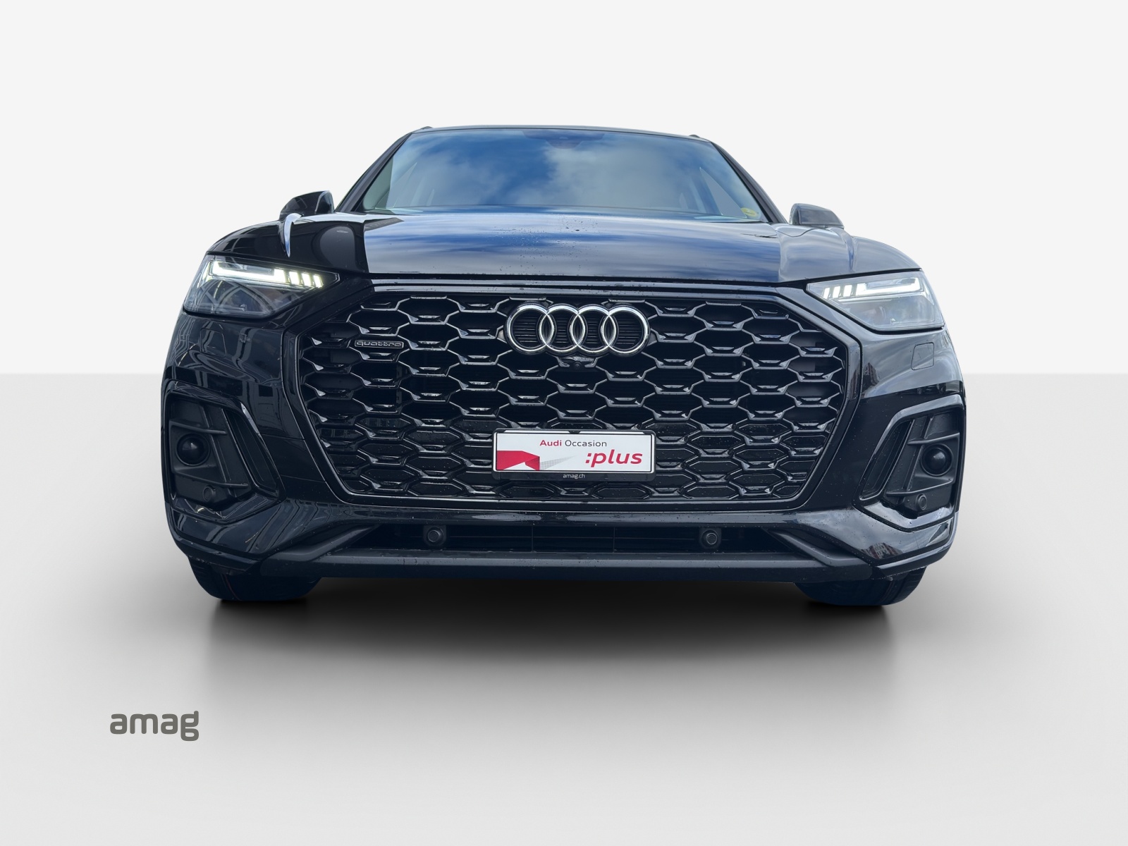 AUDI Q5 Sportback 40 TDI Blackedition quattro S-tronic-image-6