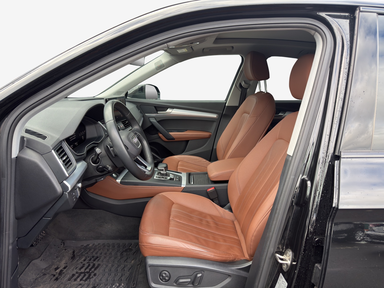 AUDI Q5 Sportback 40 TDI Blackedition quattro S-tronic-image-7