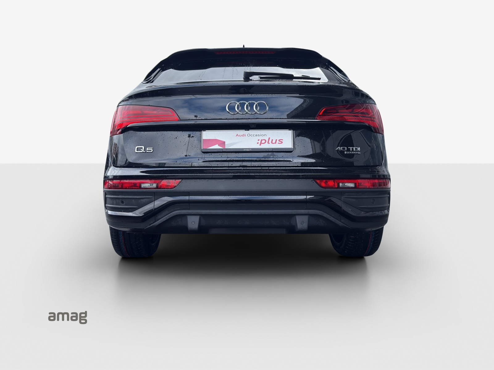 AUDI Q5 Sportback 40 TDI Blackedition quattro S-tronic-image-3