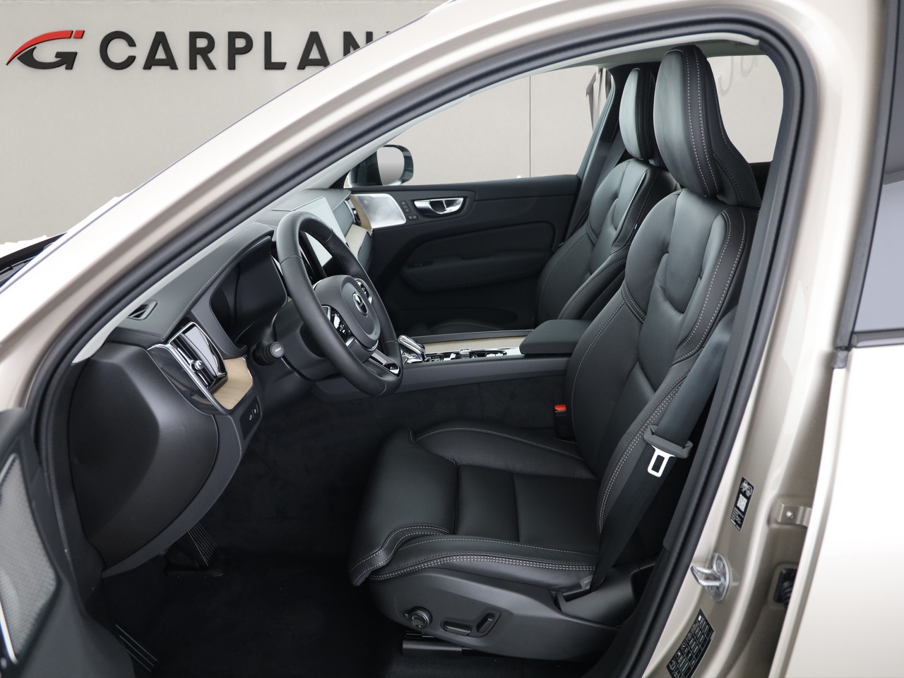 VOLVO XC60 2.0 T8 TE Ultra Dark eAWD-image-6