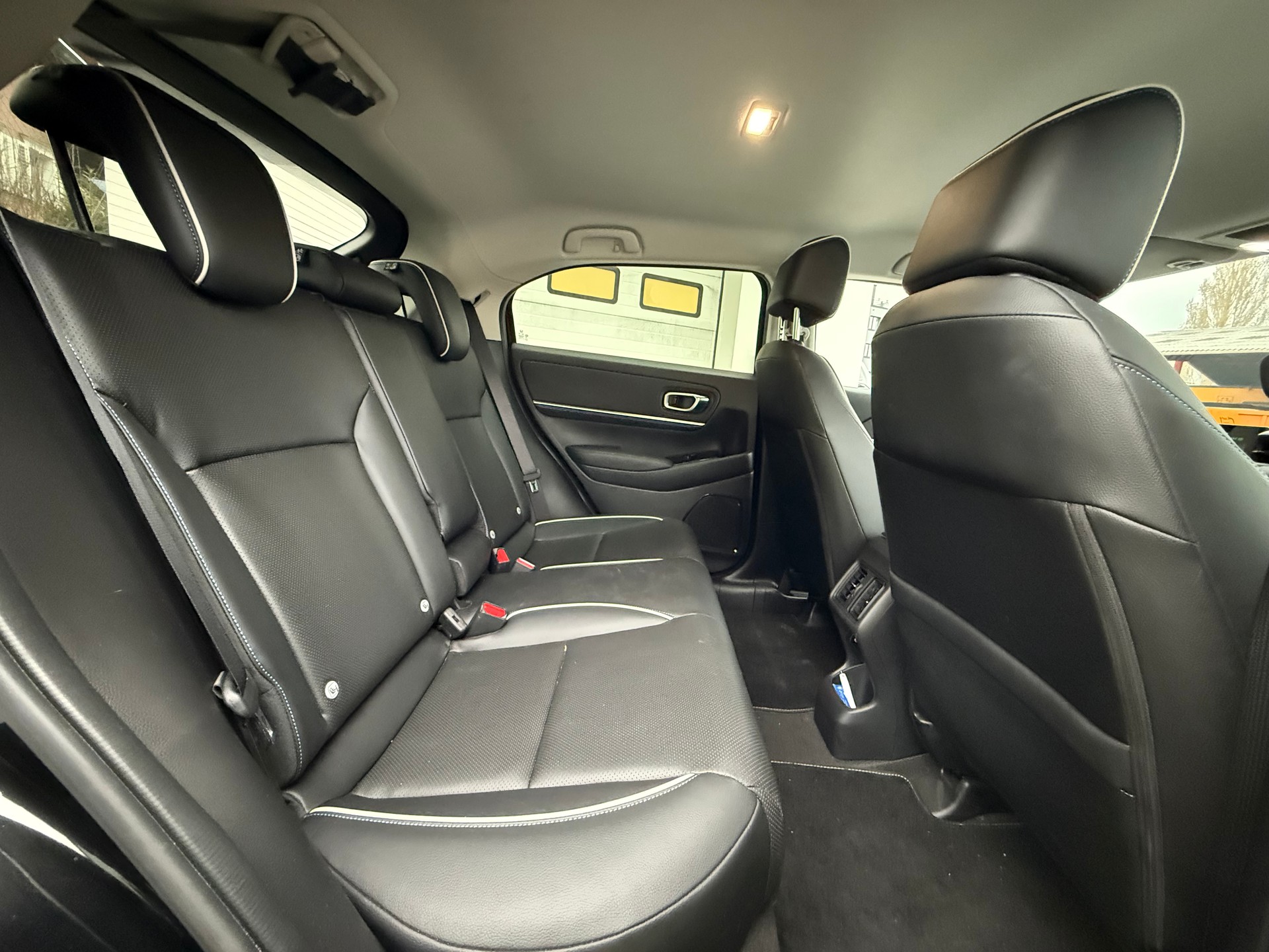 HONDA Ny1 Elegance-image-9