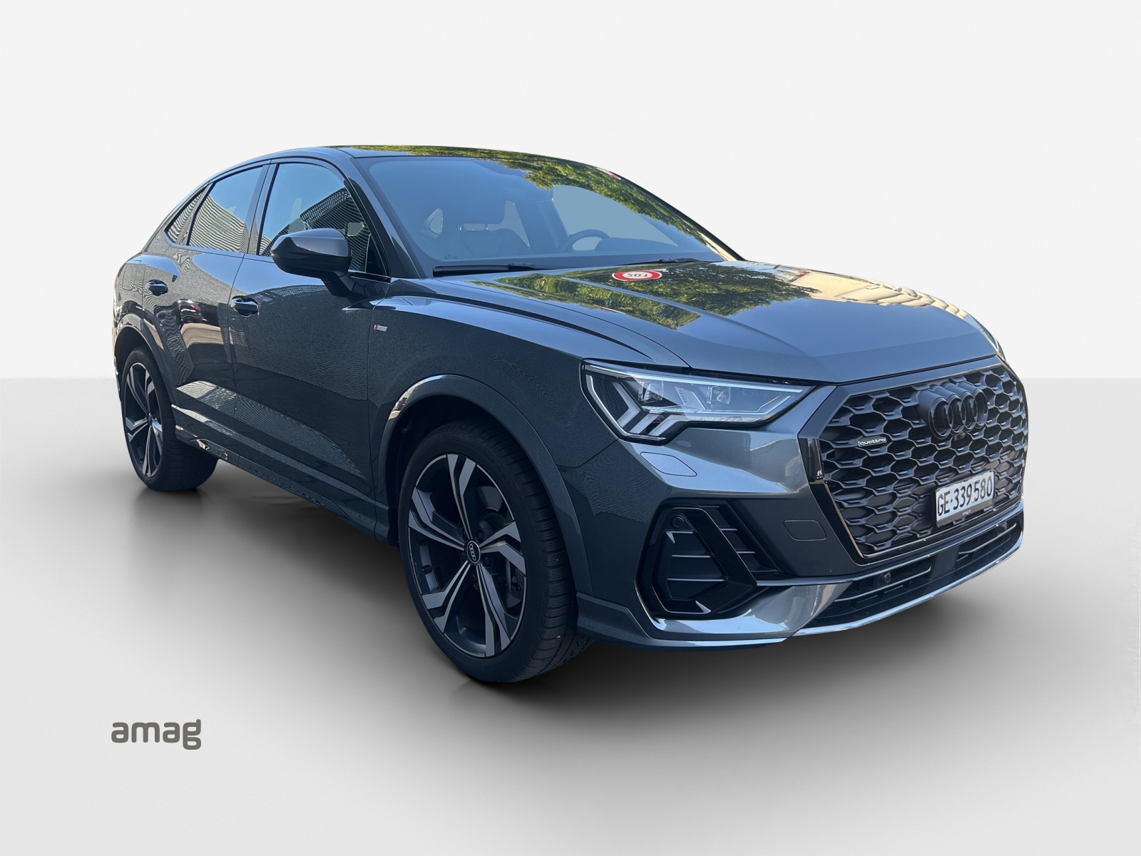 AUDI Q3 Sportback 45 TFSI S line quattro S-tronic-image-5