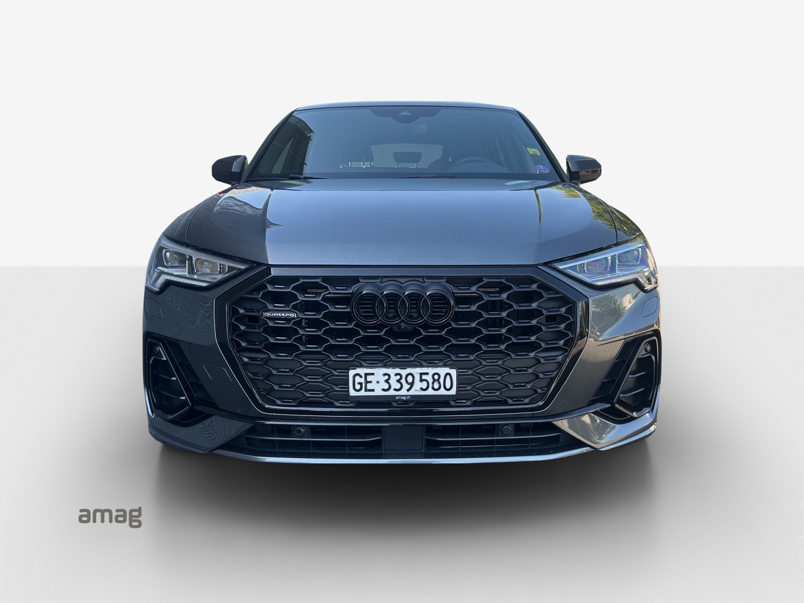 AUDI Q3 Sportback 45 TFSI S line quattro S-tronic-image-6