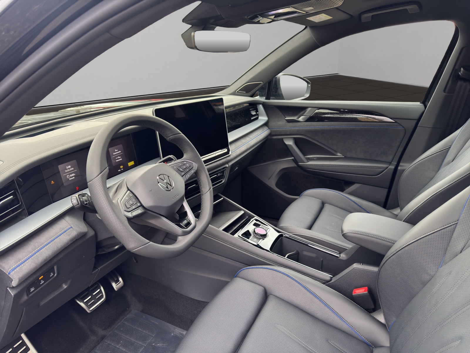 VW Tayron 1.5 TSI evo2 eHybrid R-Line DSG-image-3
