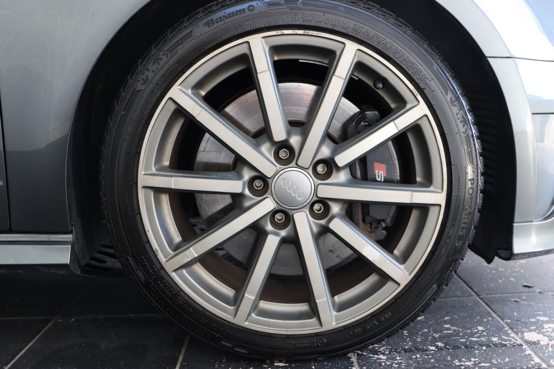 AUDI S3 Sportback 2.0 TFSI quattro S-tronic-showroom-element-3