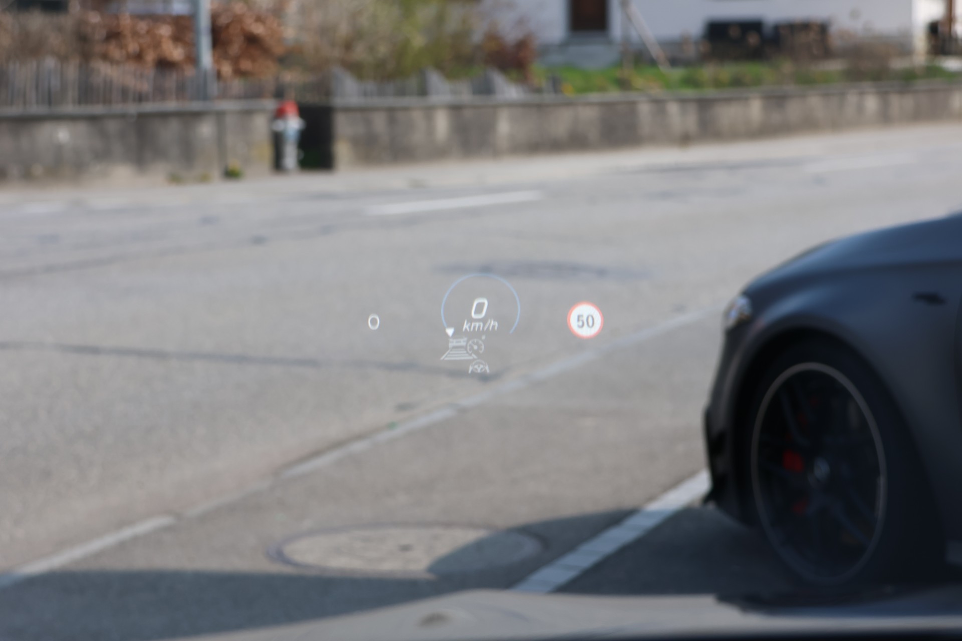 MERCEDES-BENZ EQA 300 AMG Line 4Matic (CH)-image-27