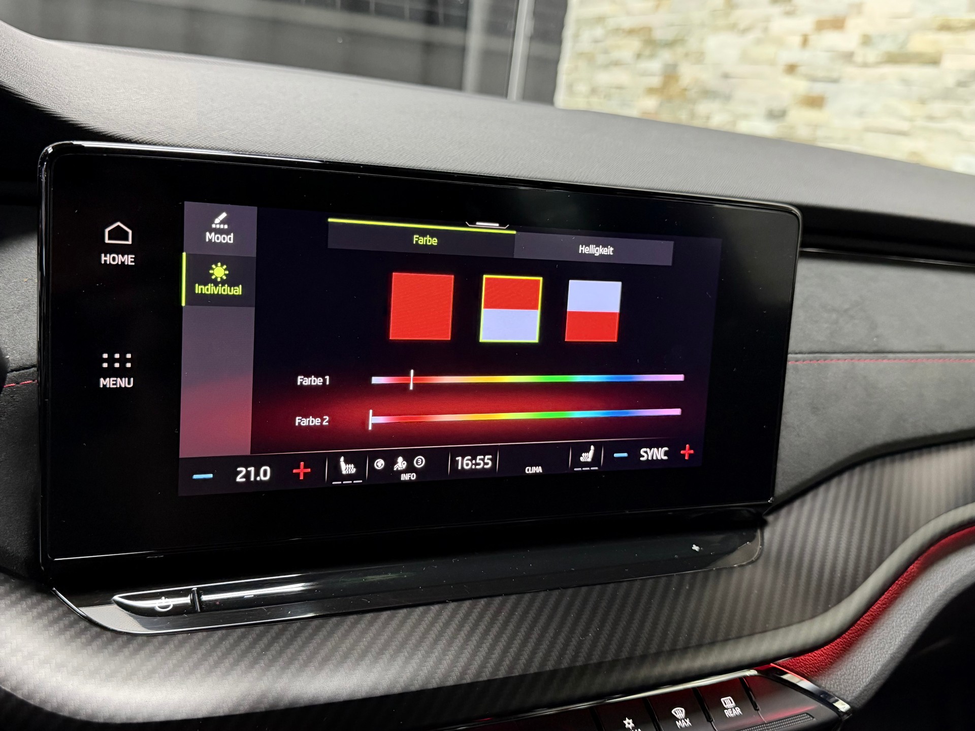 SKODA Octavia Combi 2.0 TSI DSG RS-image-20