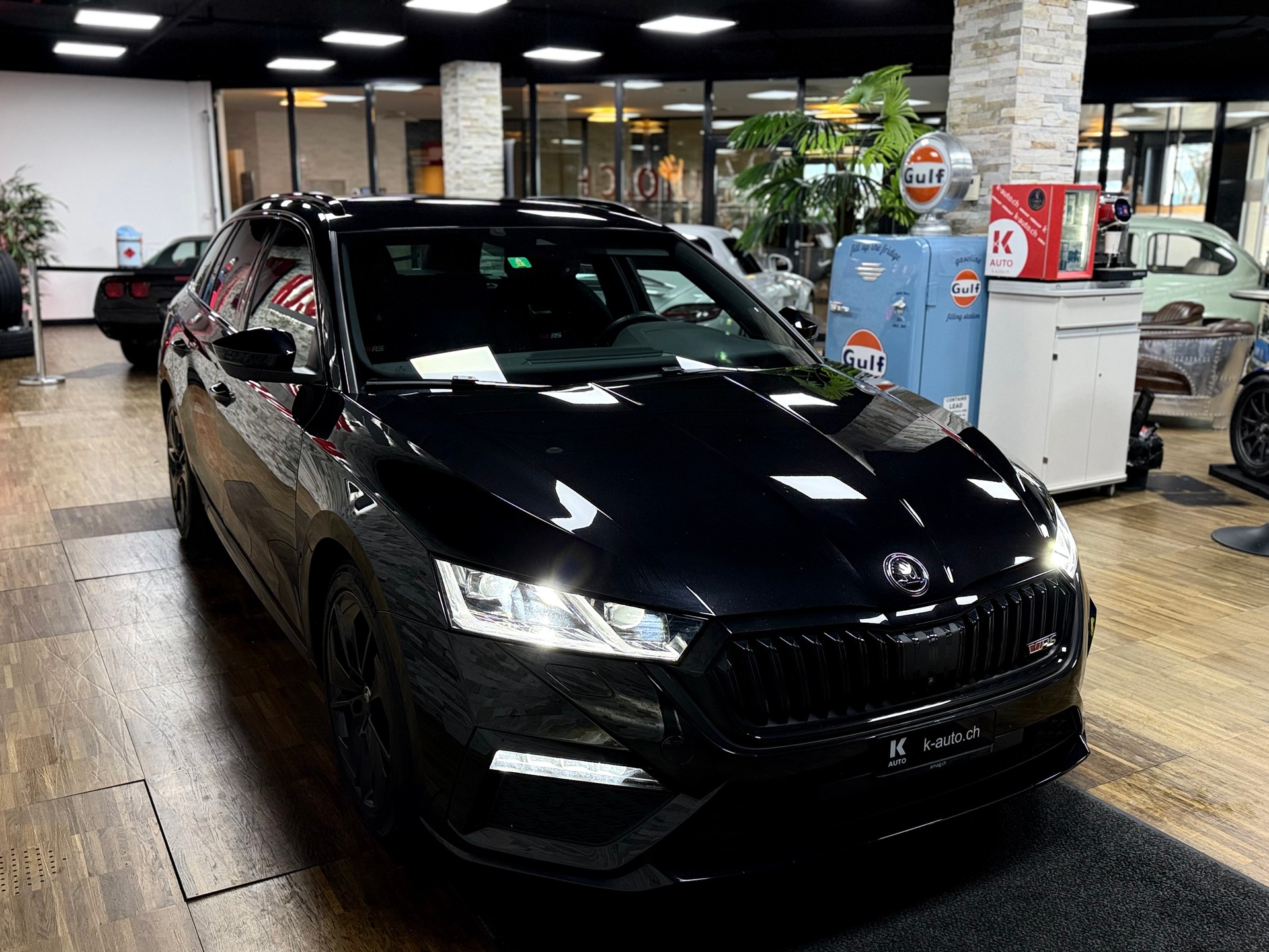 SKODA Octavia Combi 2.0 TSI DSG RS-image-6