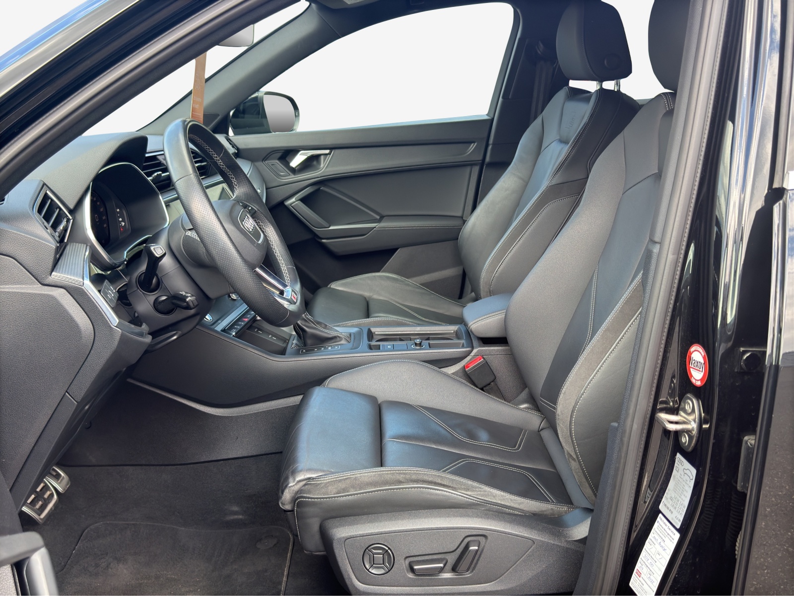 AUDI Q3 Sportback 35 TFSI S line Attraction S-tronic-image-7