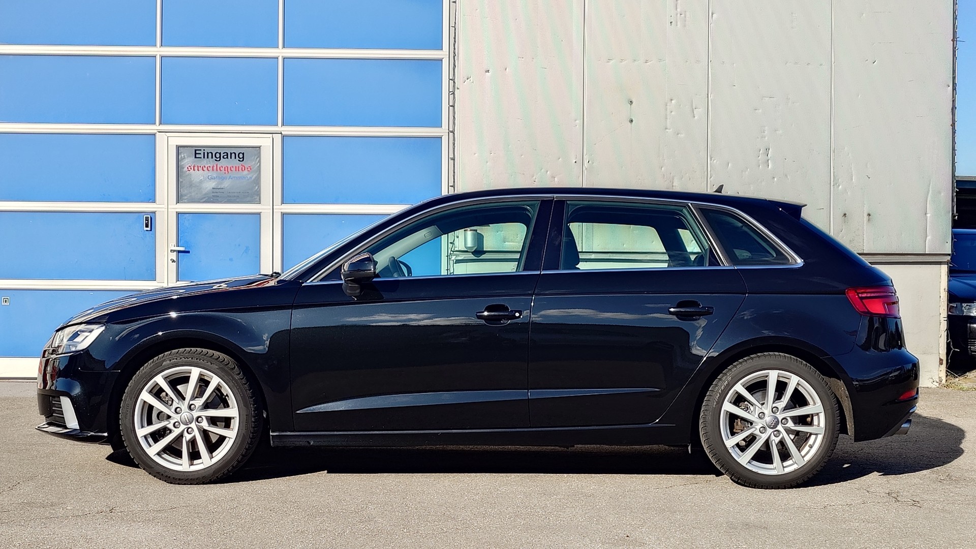 AUDI A3 Sportback 40 TFSI Sport quattro S-tronic-image-1